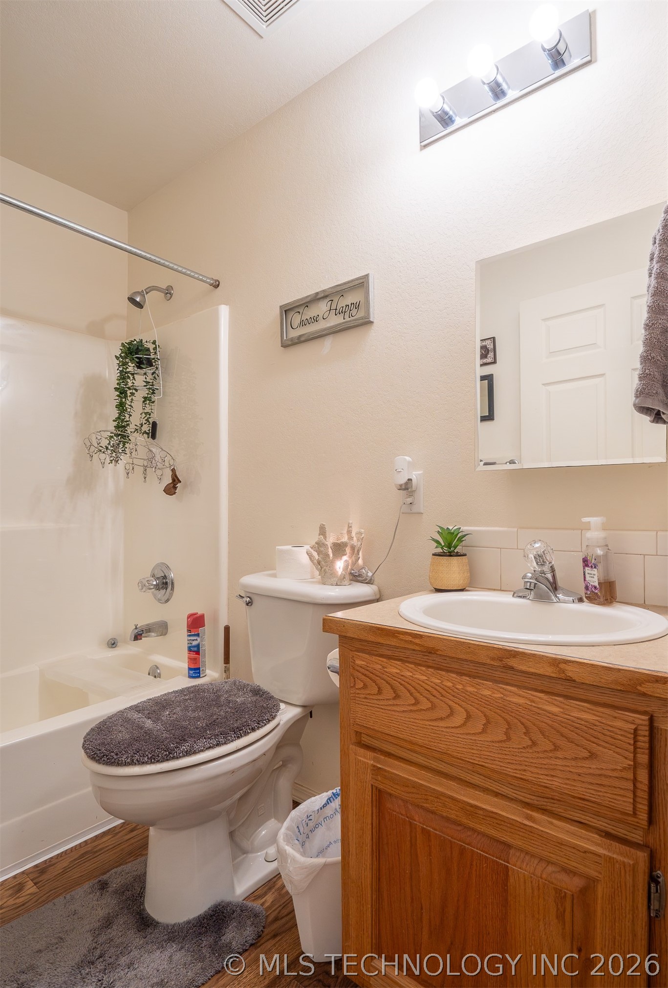 408 S 10th Property Photo 23