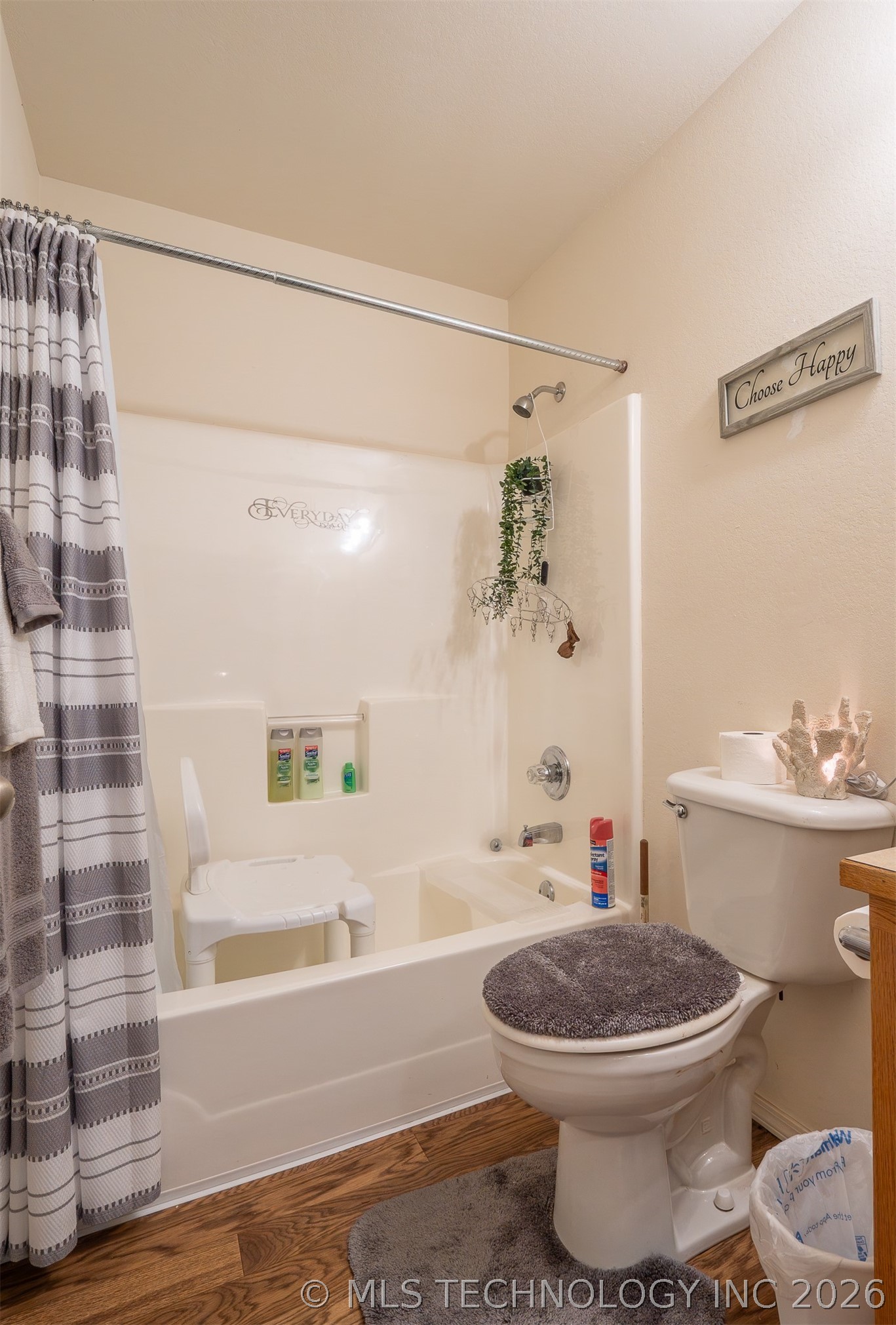408 S 10th Property Photo 24
