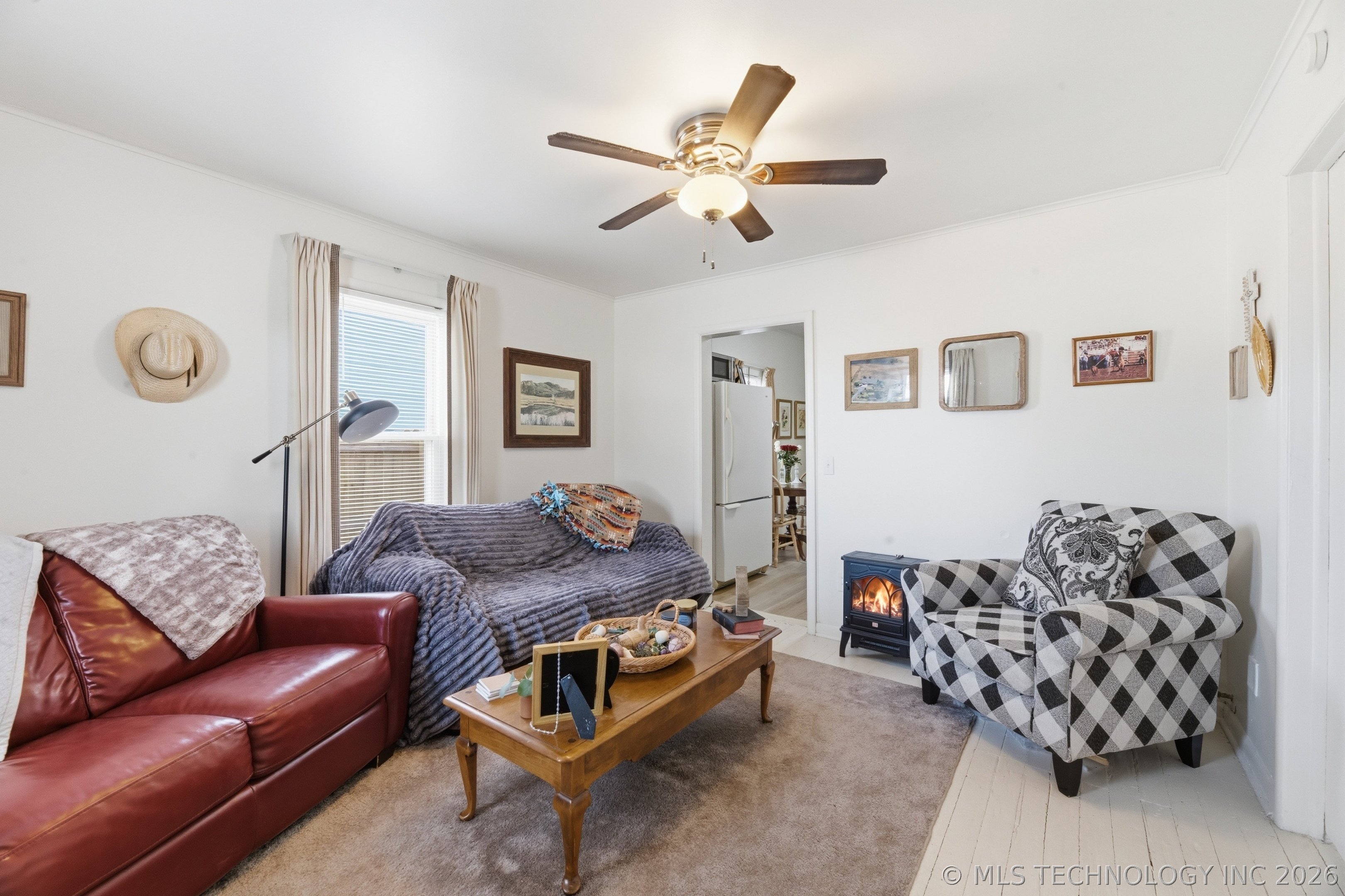 108 E 5th Street Property Photo 5