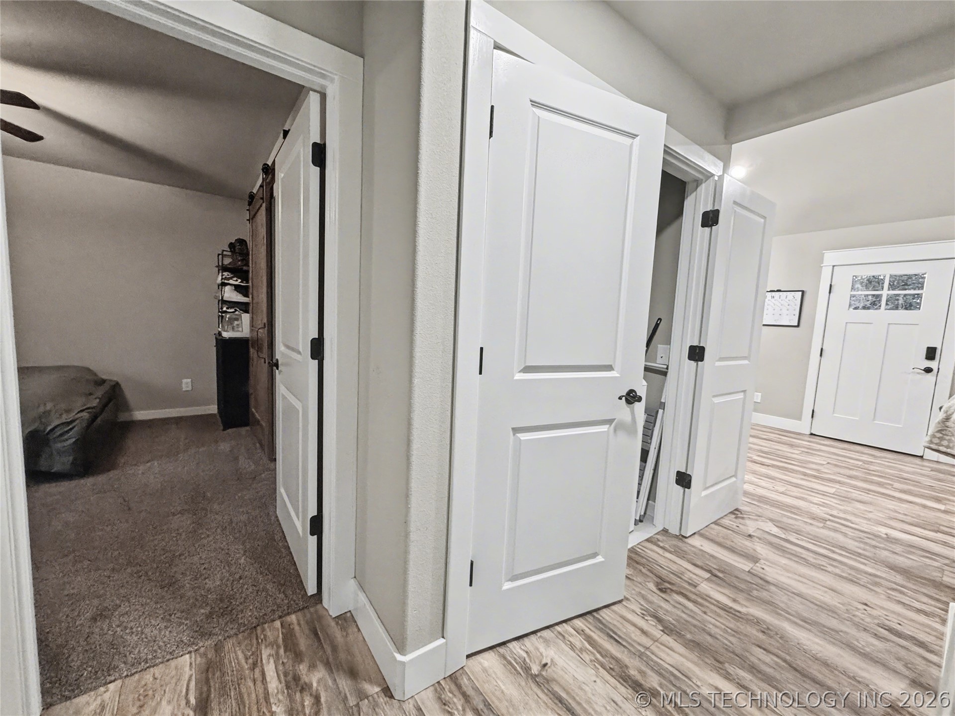 411 S Lee Avenue Property Photo 28