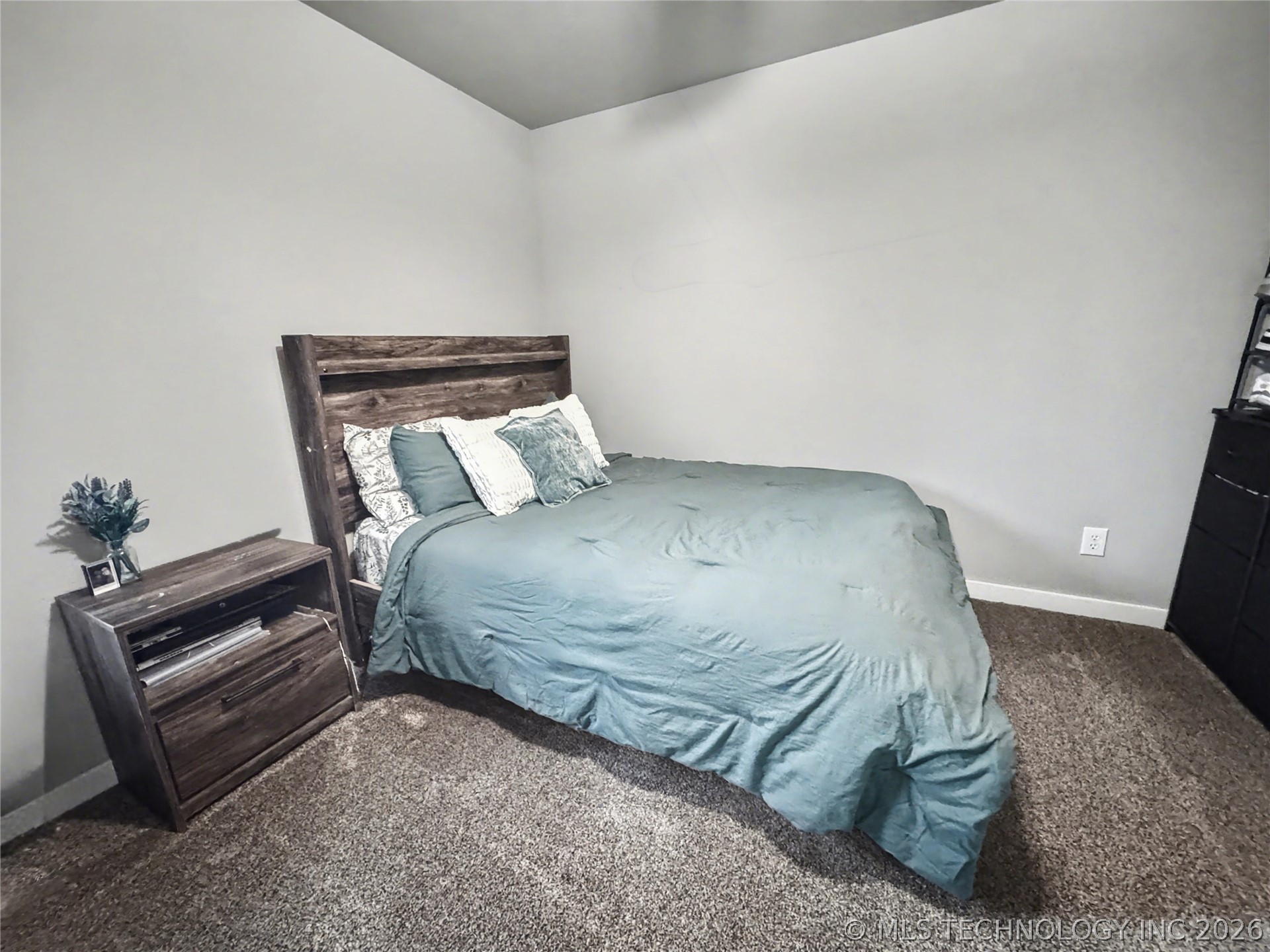 411 S Lee Avenue Property Photo 30