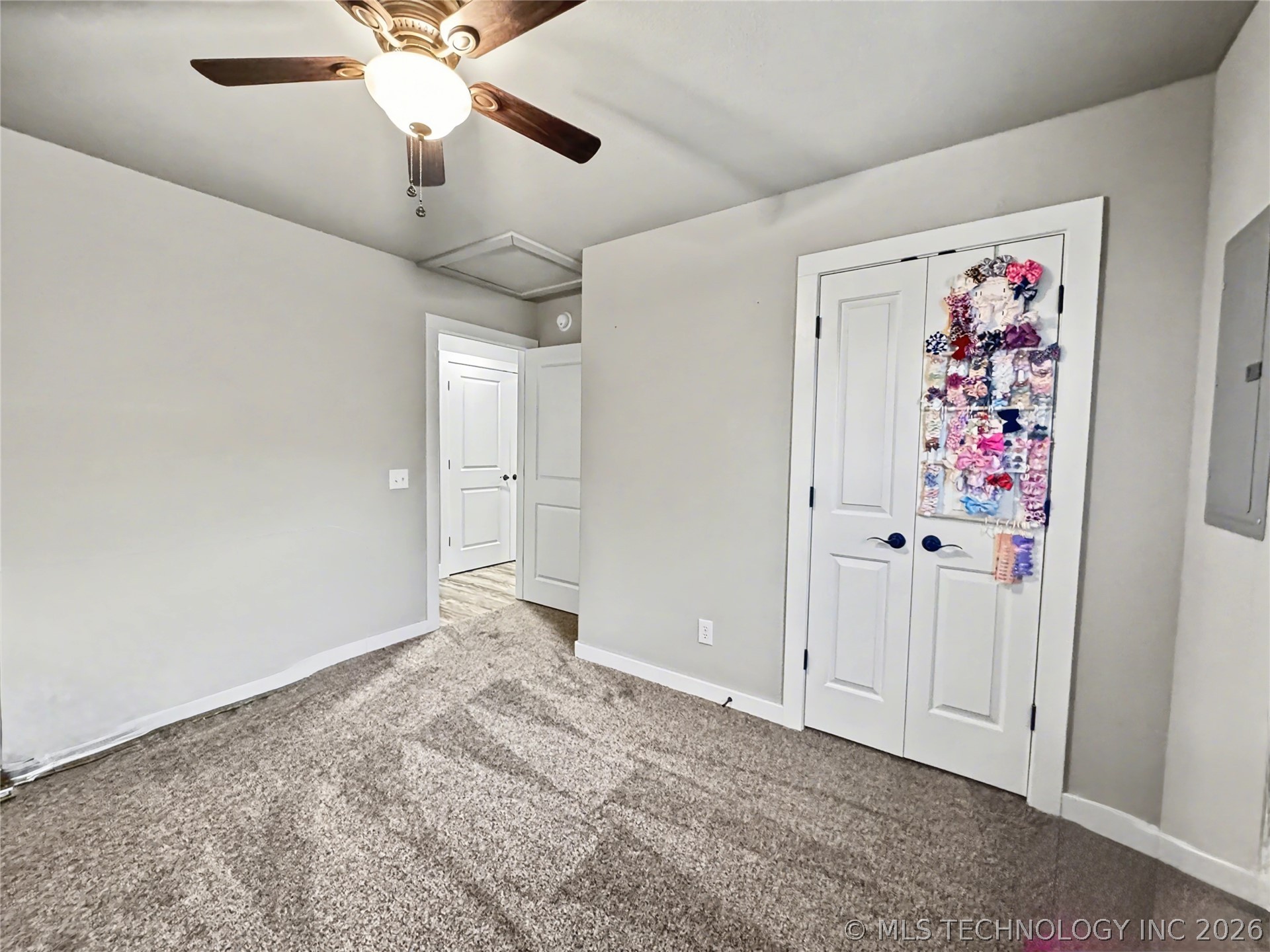 411 S Lee Avenue Property Photo 42