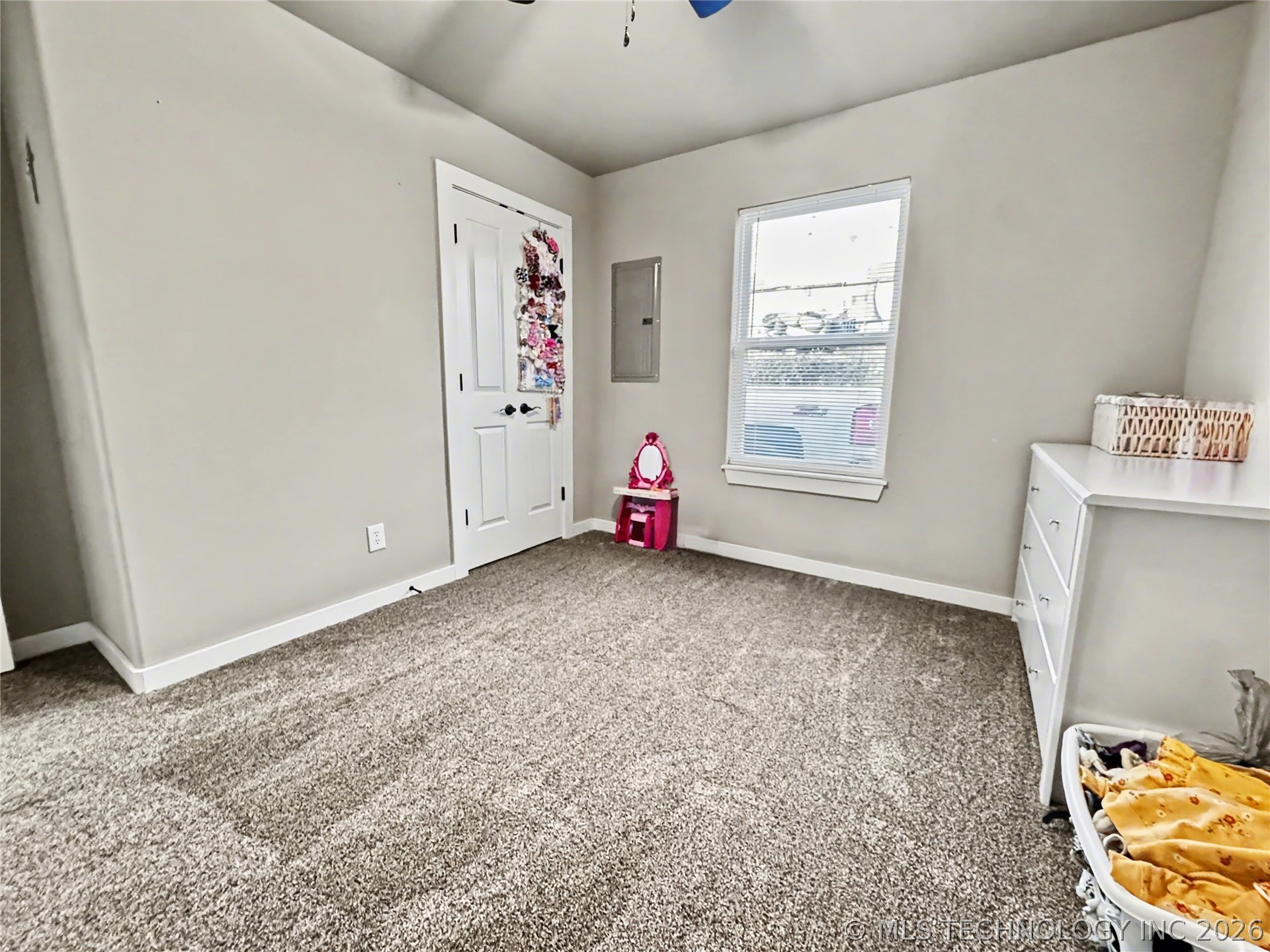 411 S Lee Avenue Property Photo 43