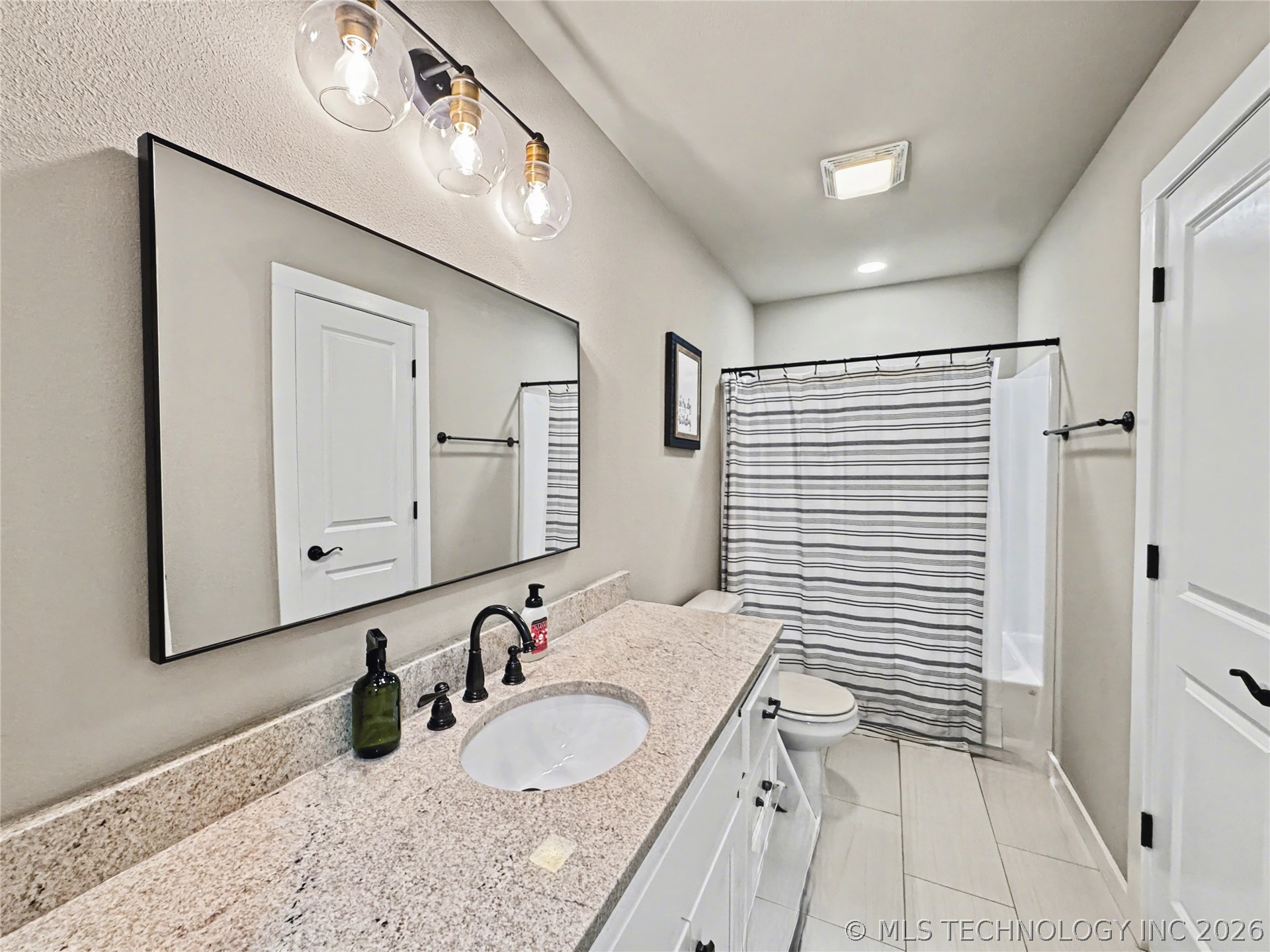 411 S Lee Avenue Property Photo 45