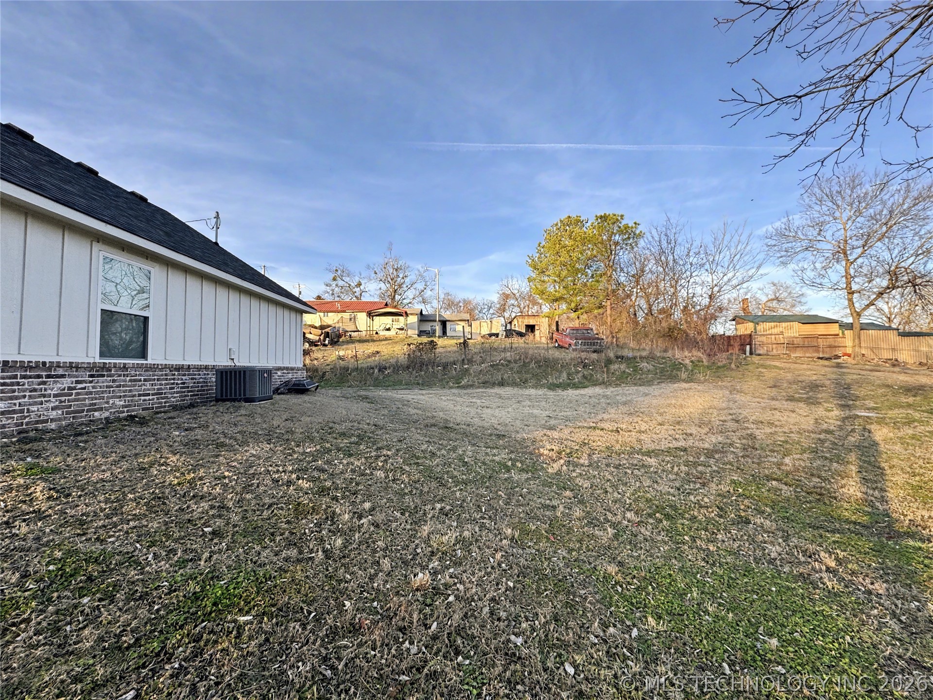 411 S Lee Avenue Property Photo 52