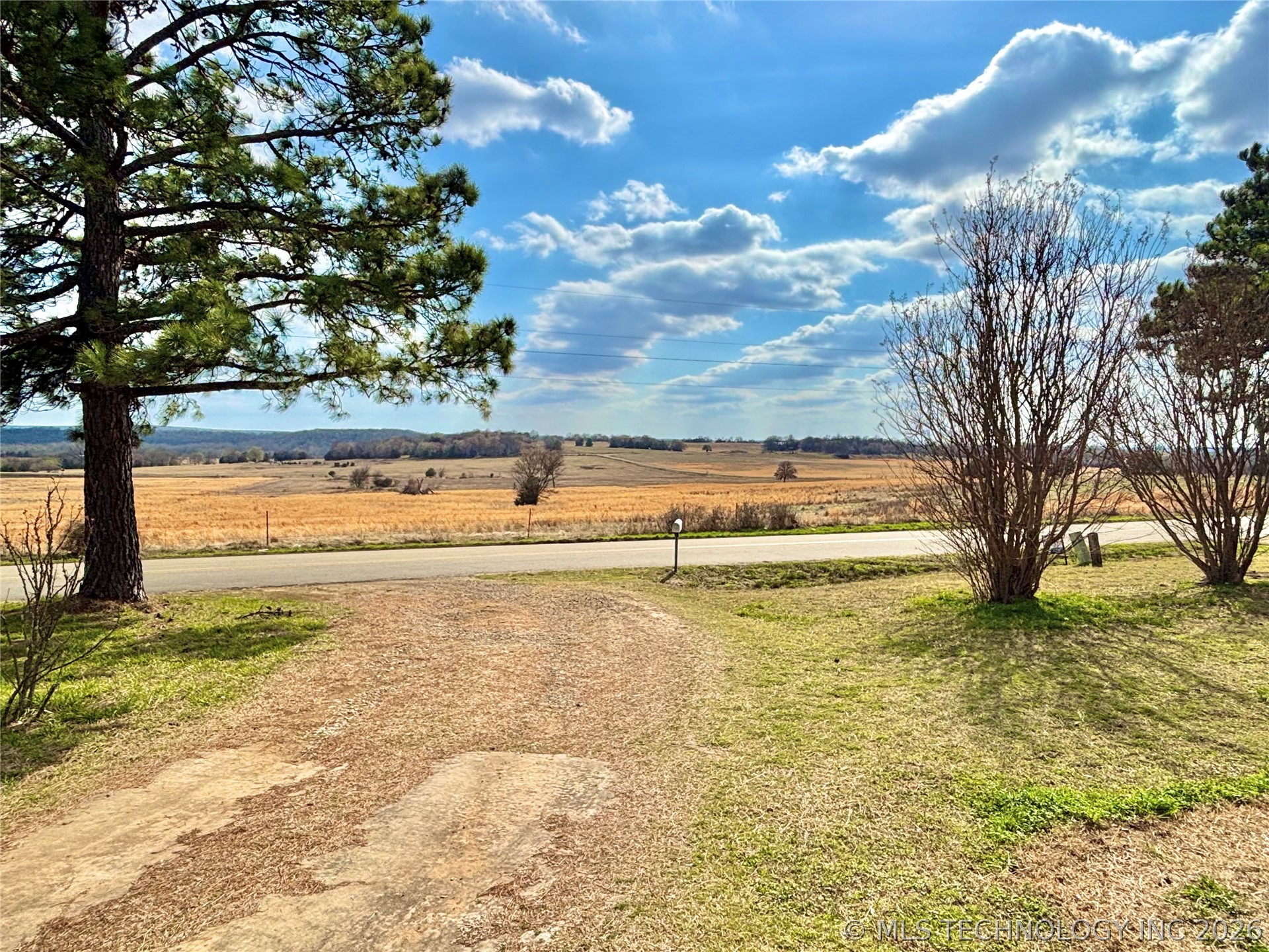 31863 W Liberty Road Property Photo 4
