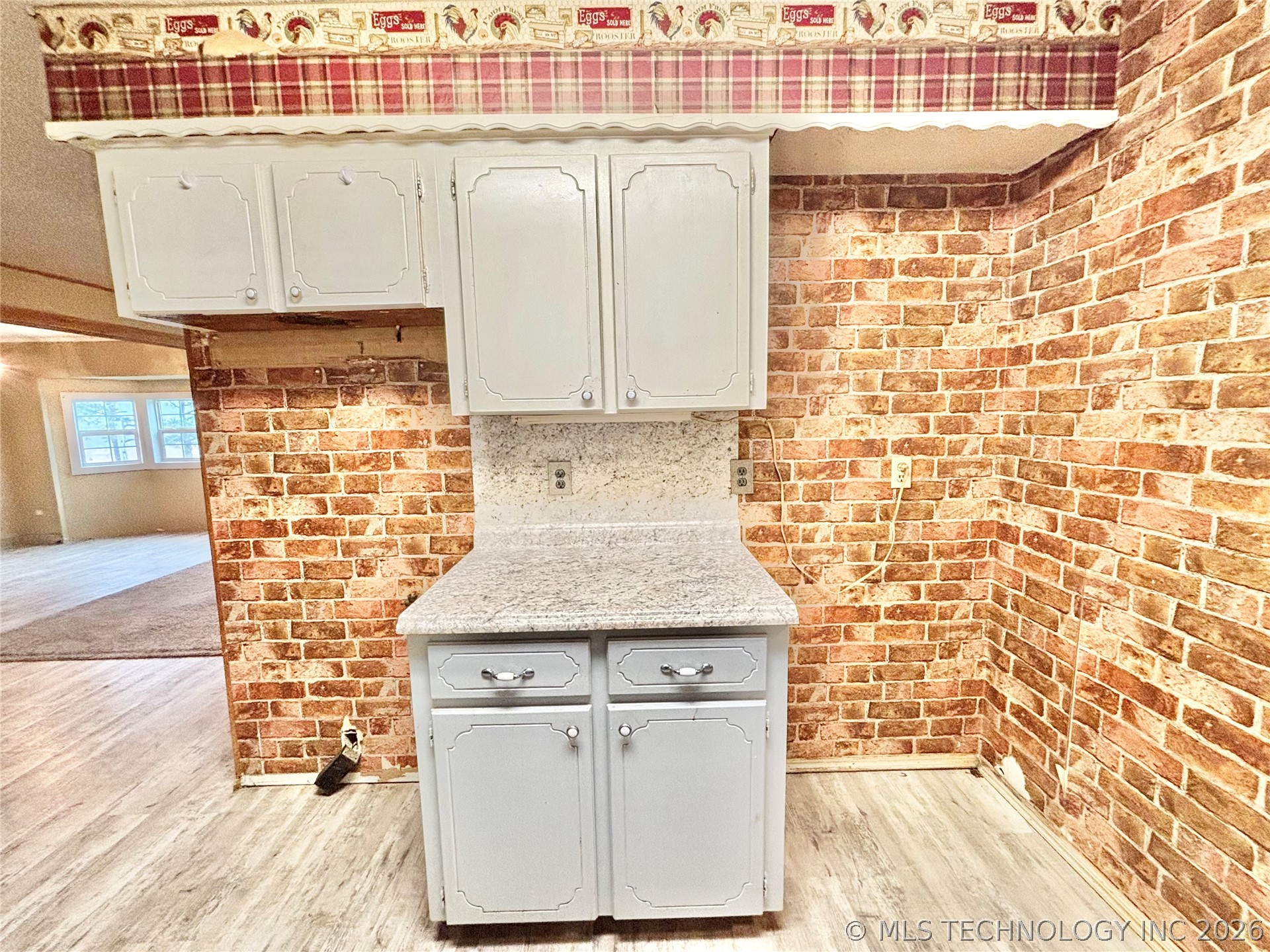 31863 W Liberty Road Property Photo 11
