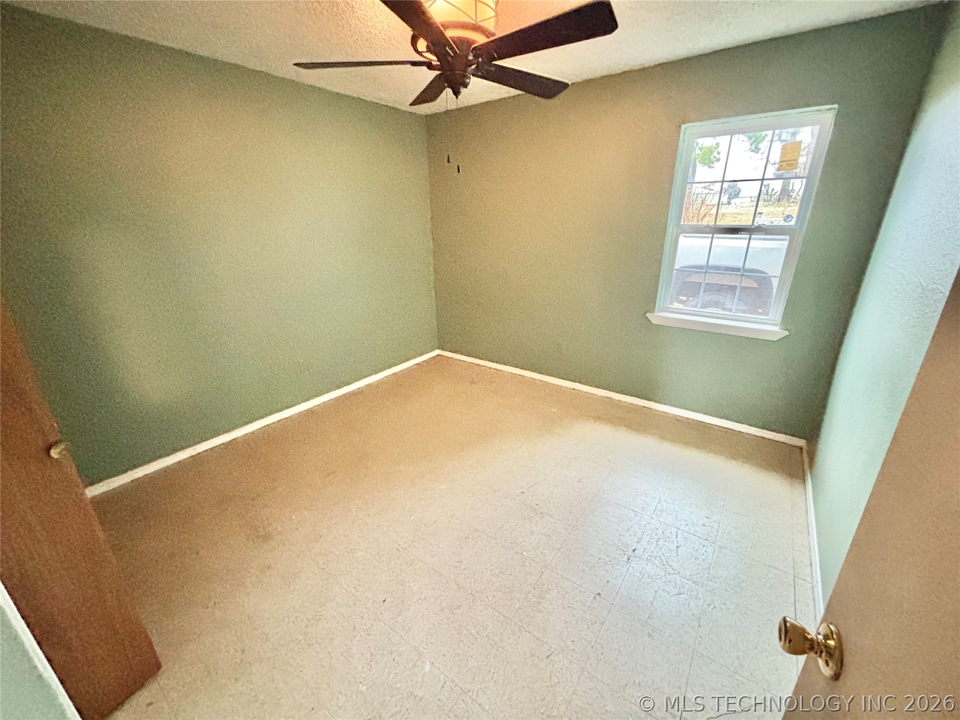 31863 W Liberty Road Property Photo 13