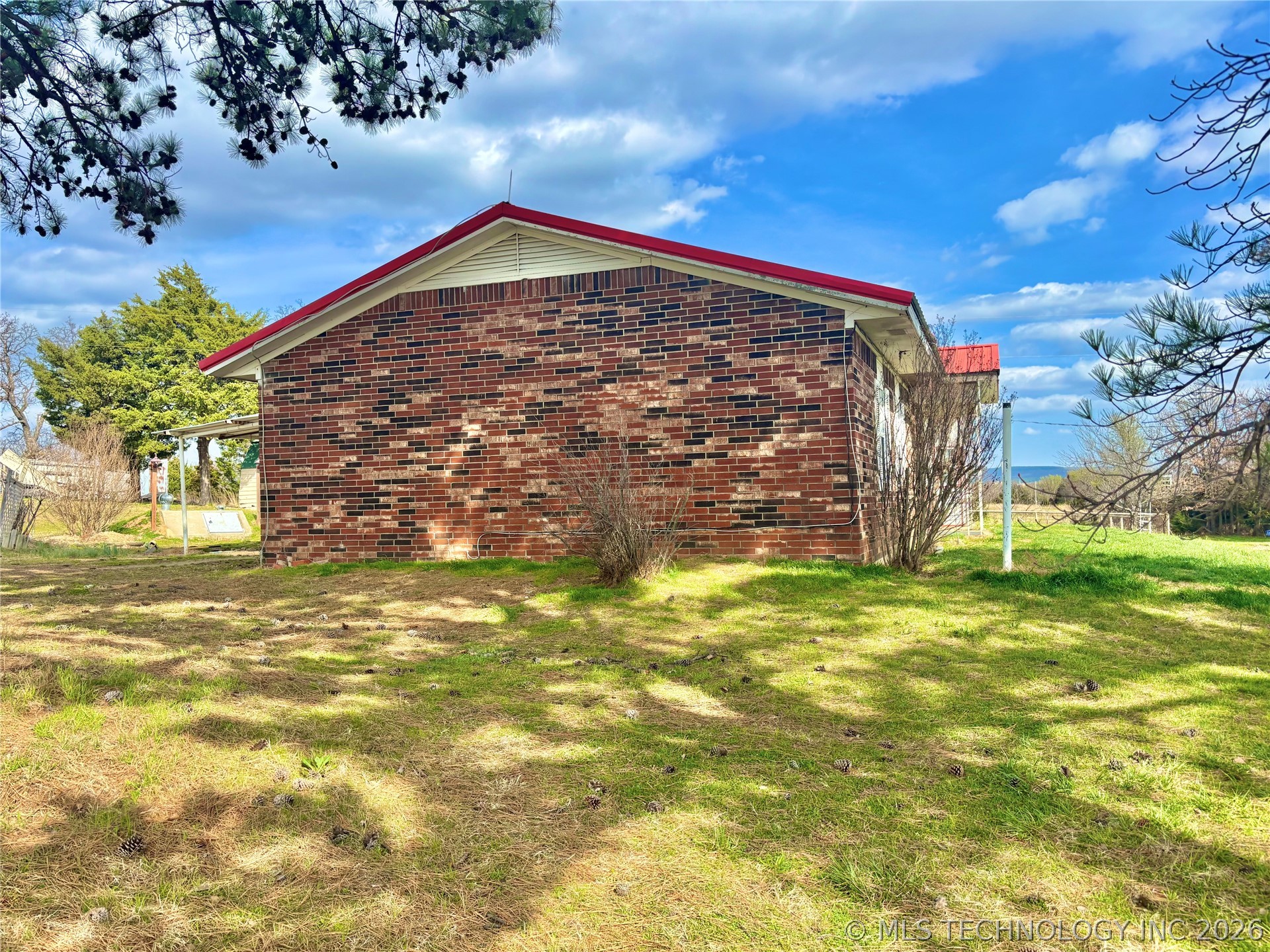 31863 W Liberty Road Property Photo 22