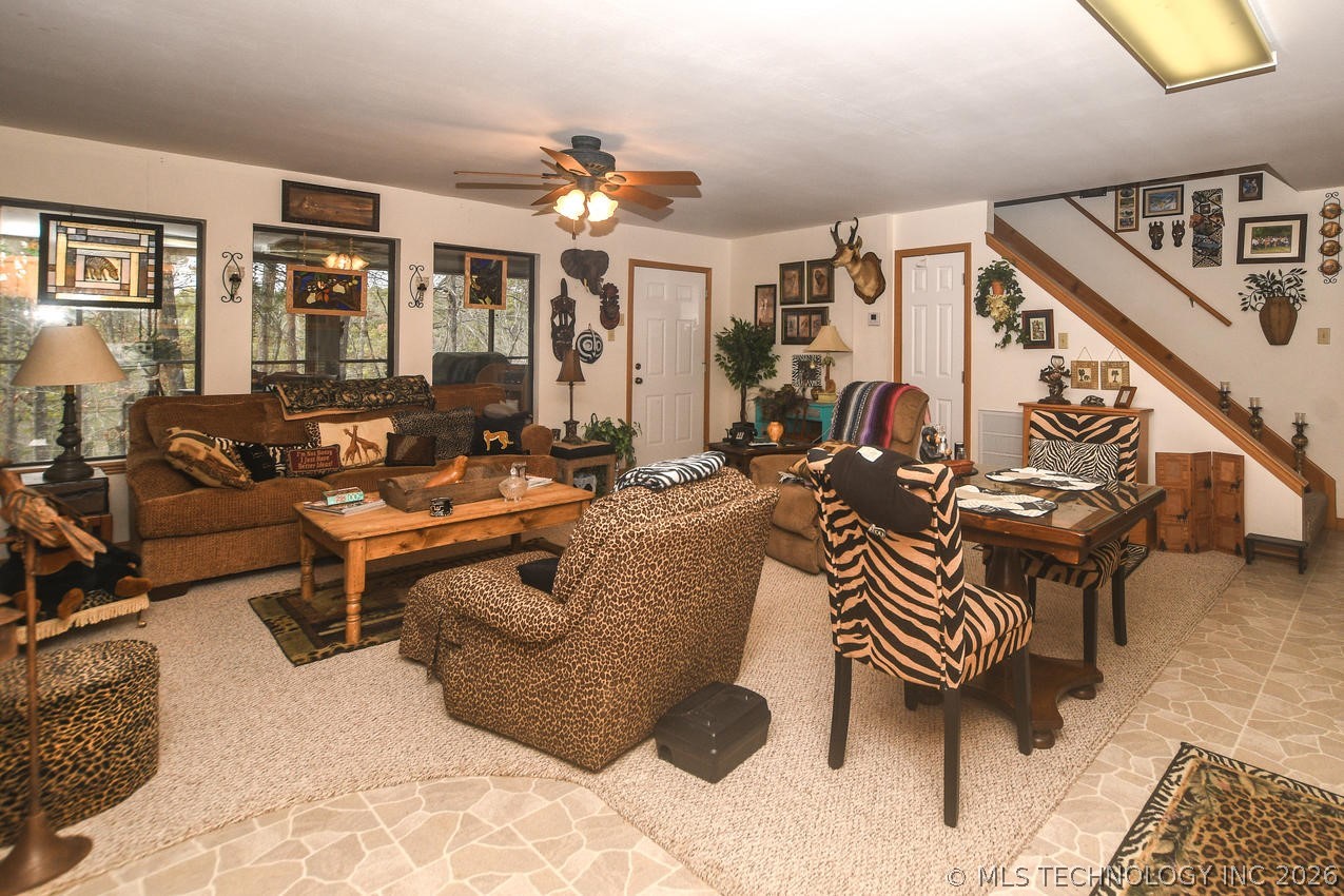 1117 Fox Point Road Property Photo 6