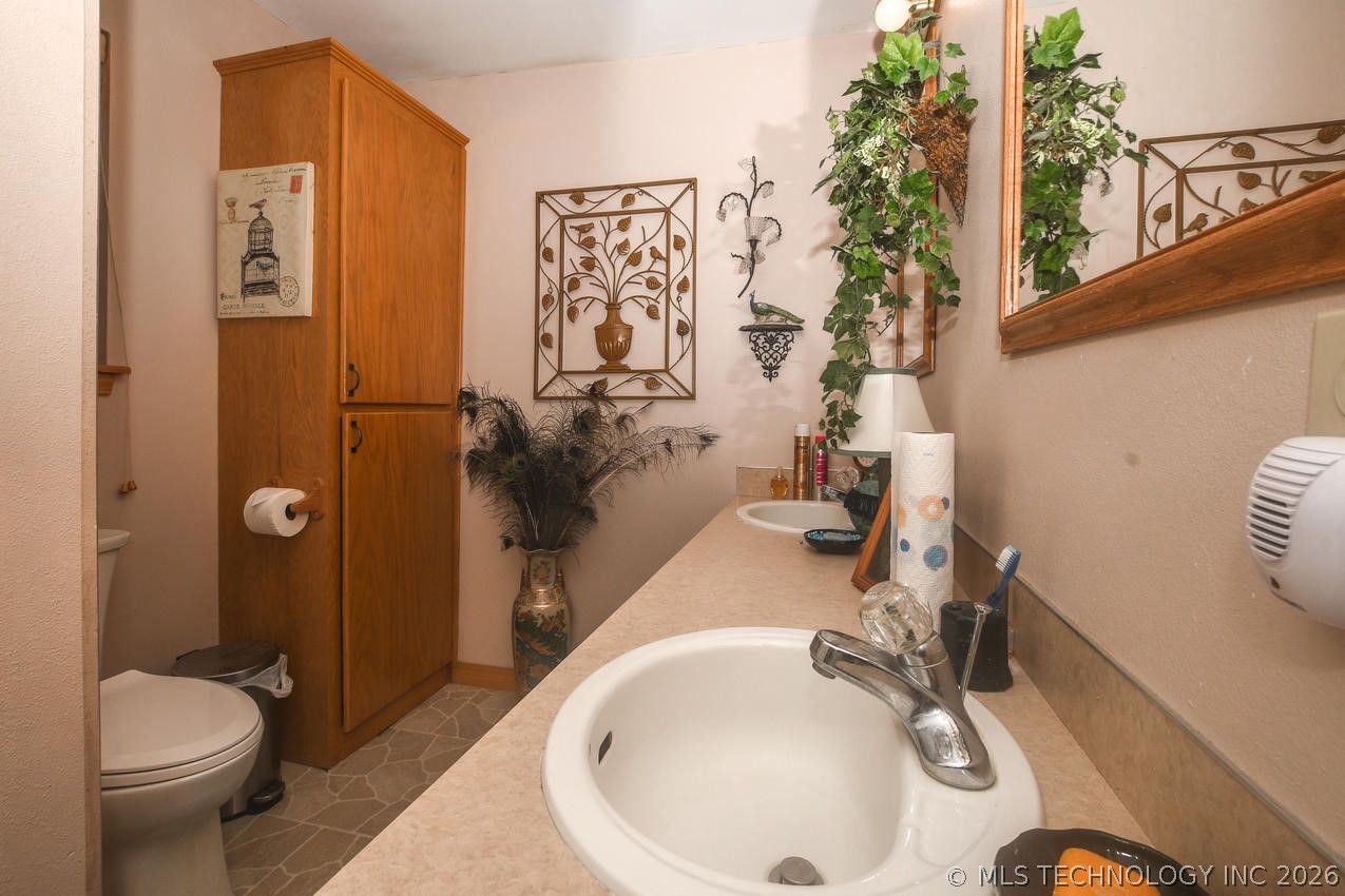1117 Fox Point Road Property Photo 19