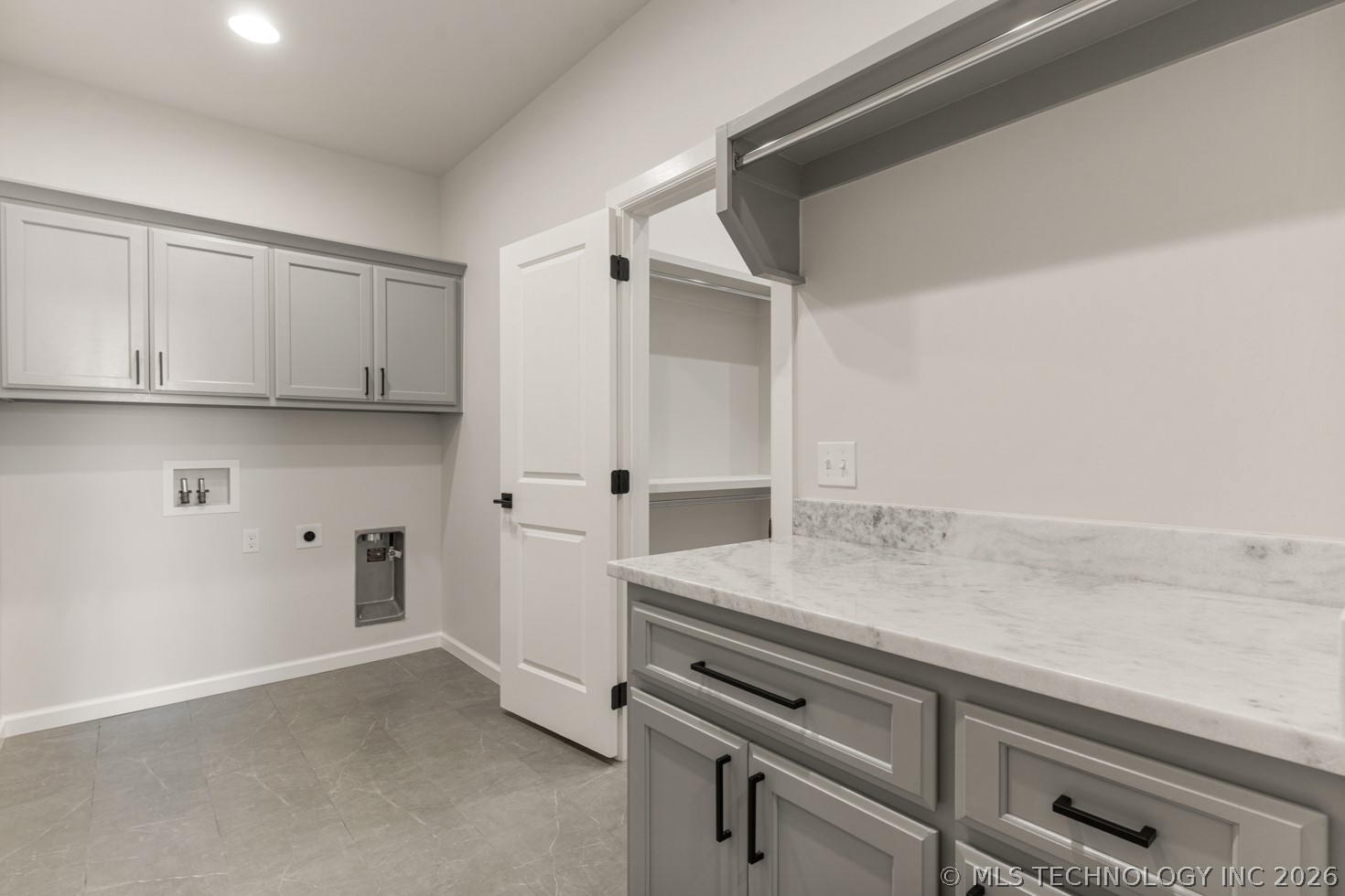 2513 W Twin Oaks Street Property Photo 12