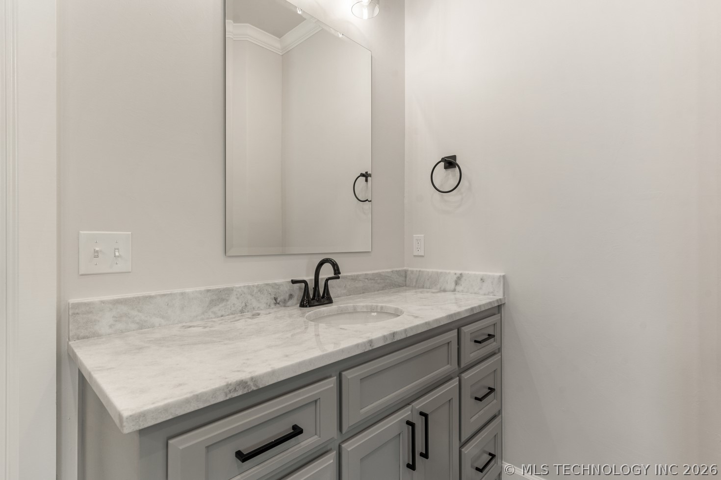 2513 W Twin Oaks Street Property Photo 16