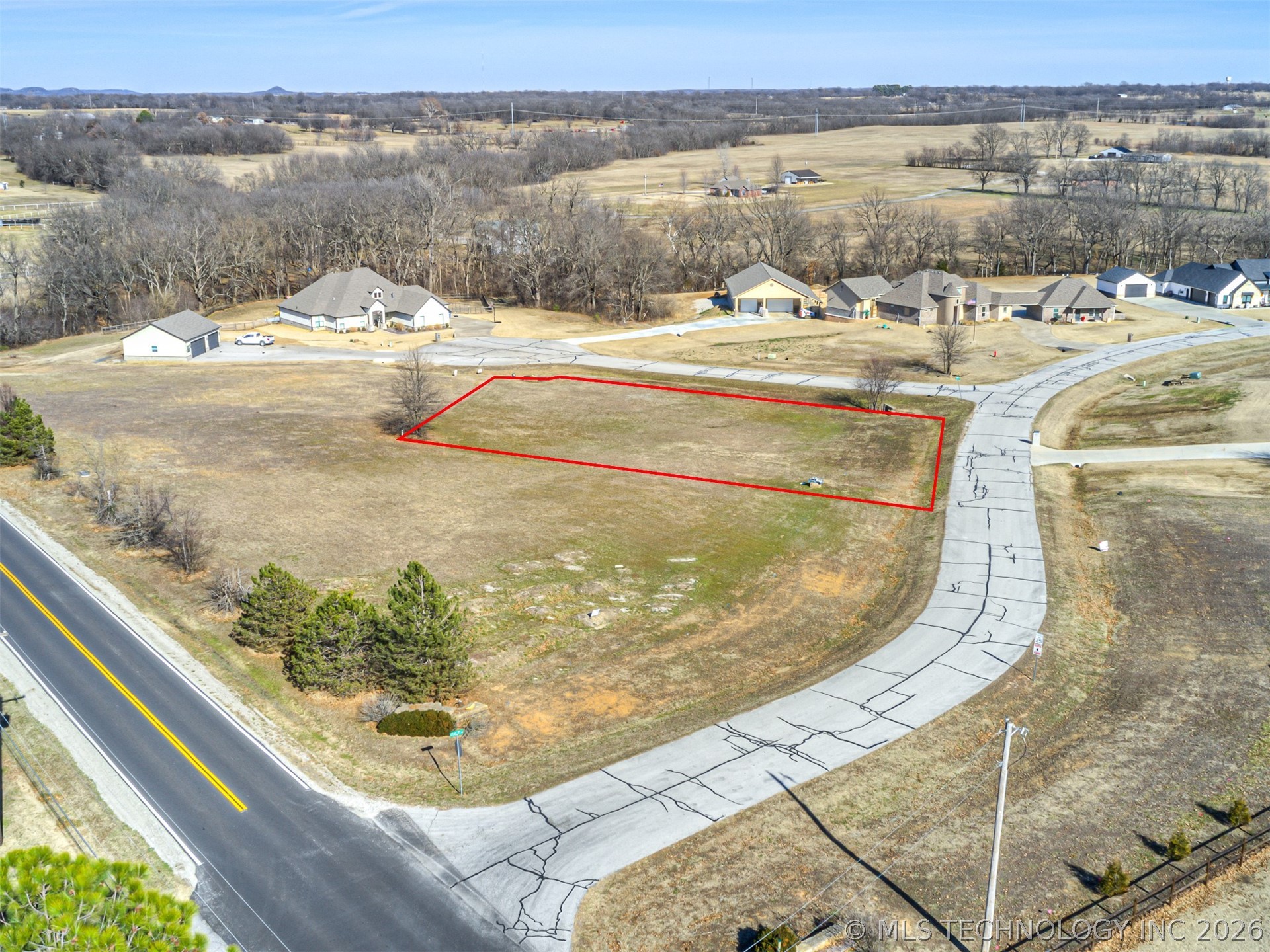 10037 Ratliff Drive Property Photo 3