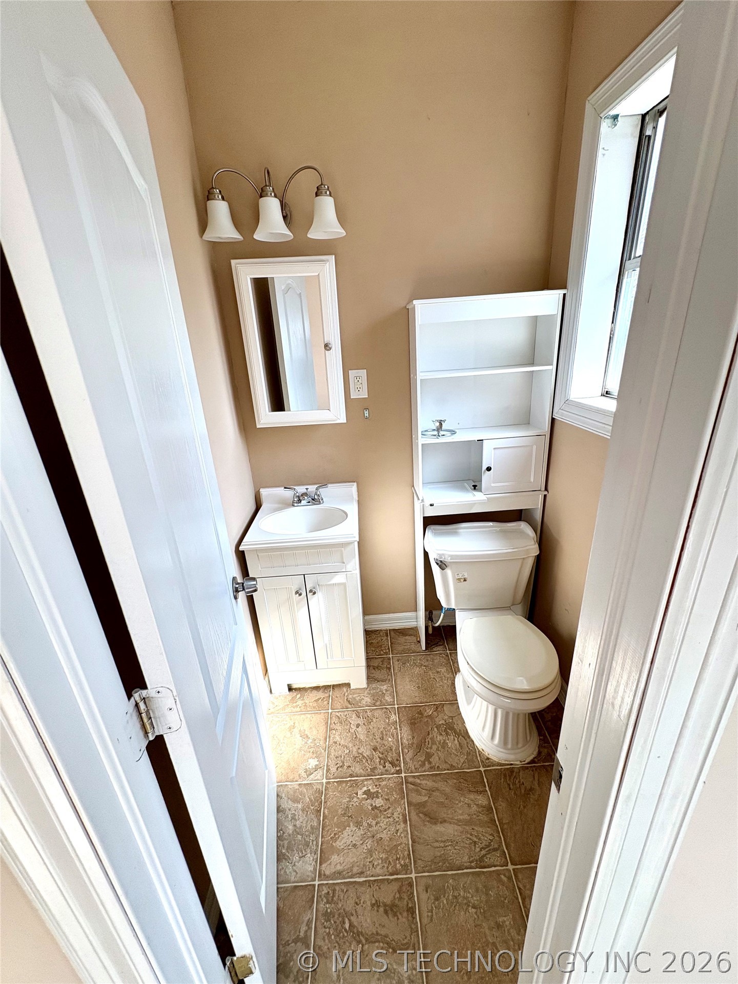 1012 D Nw Property Photo 6