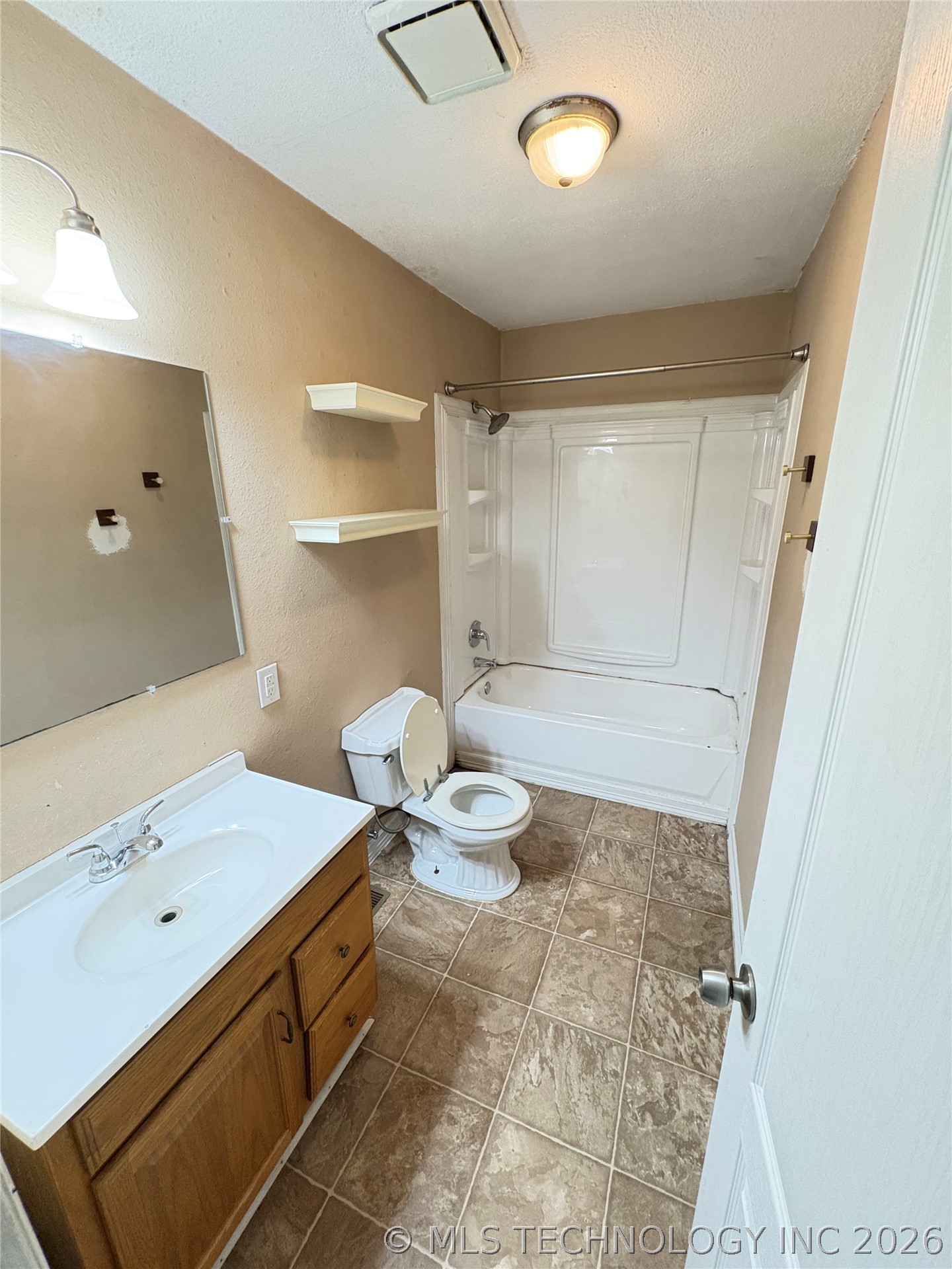 1012 D Nw Property Photo 14