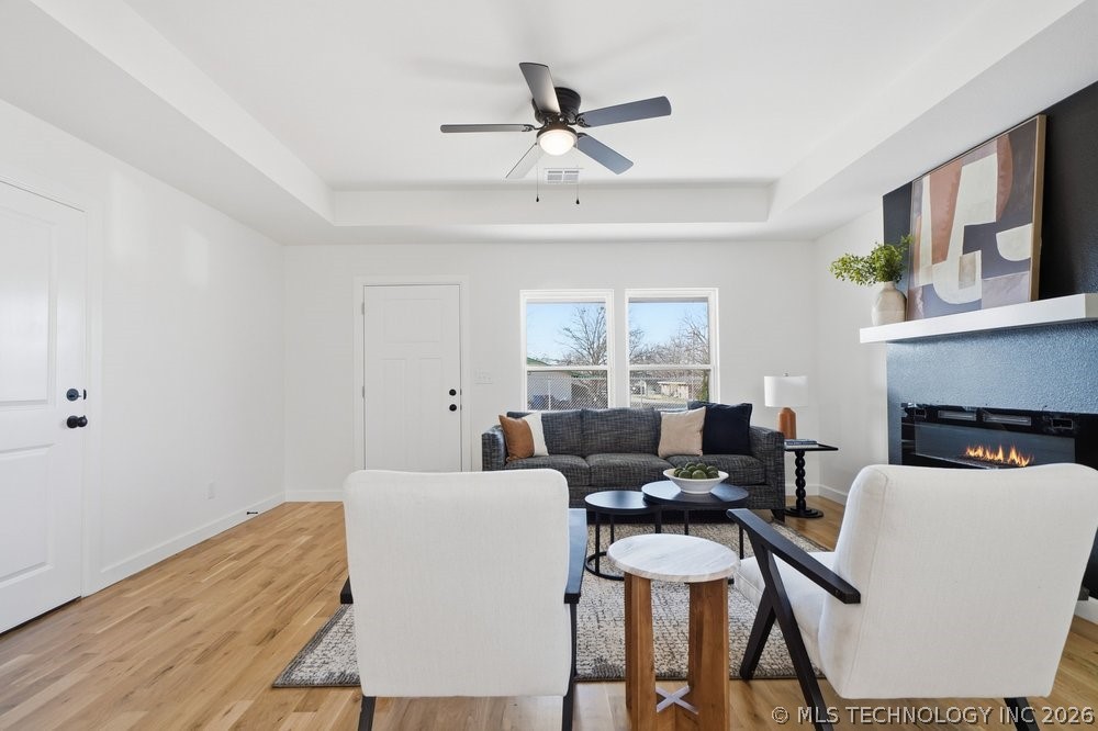 1621 N Norwood Avenue Property Photo 8