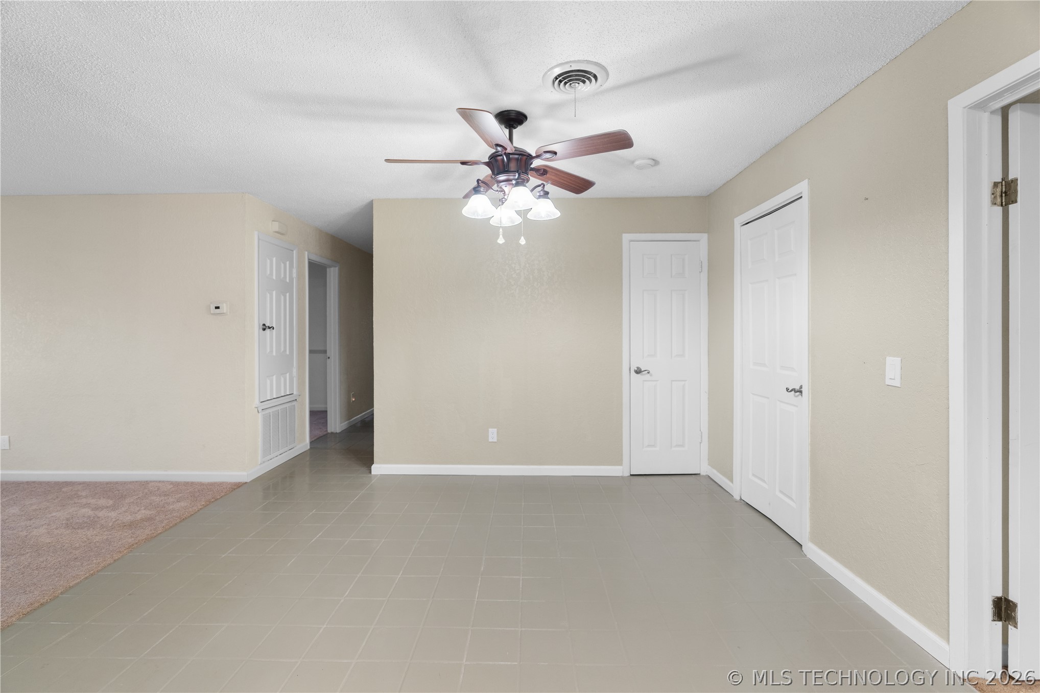 22 Park Drive Property Photo 7