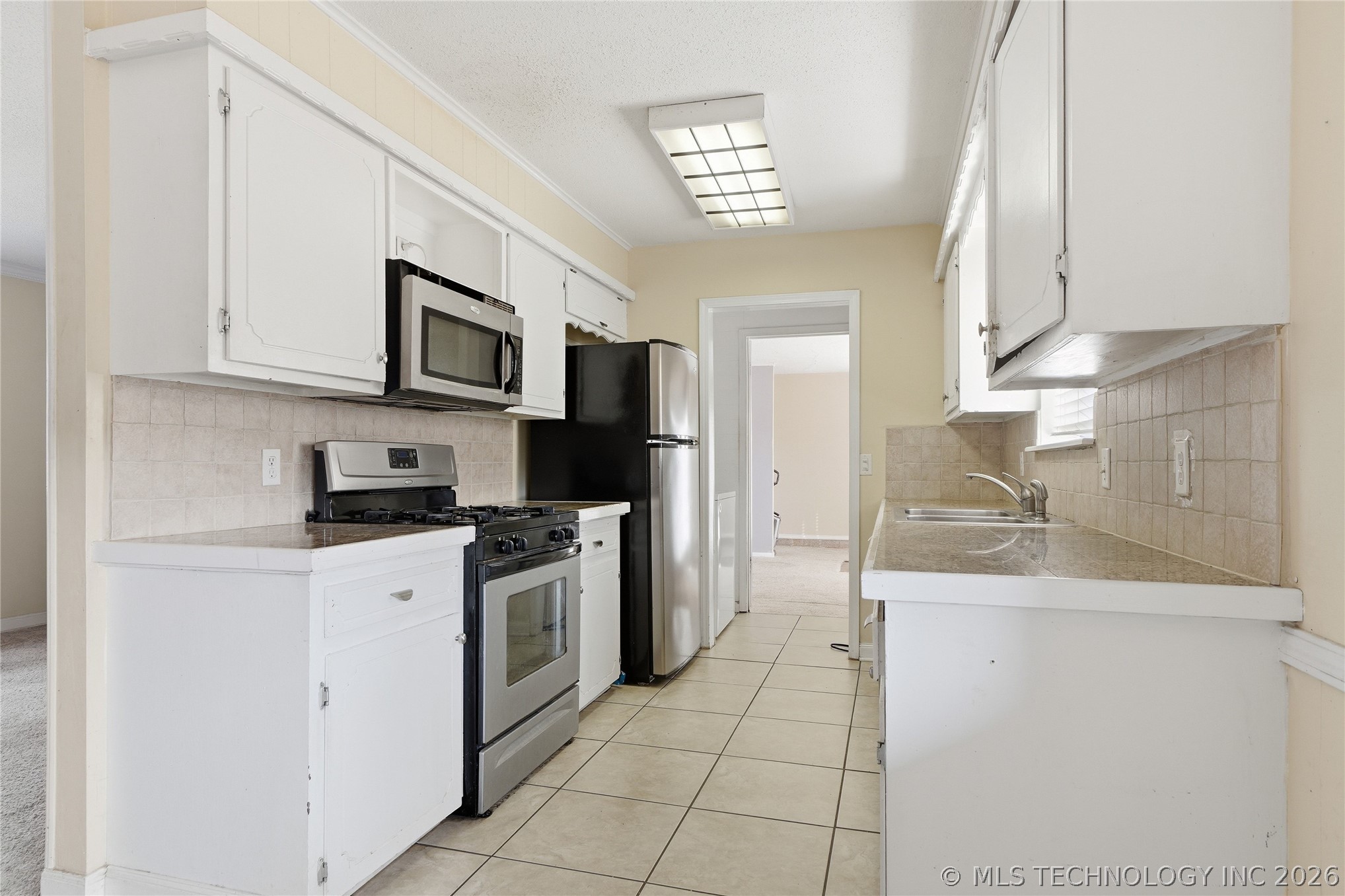 17248 S 92nd East Avenue Property Photo 10