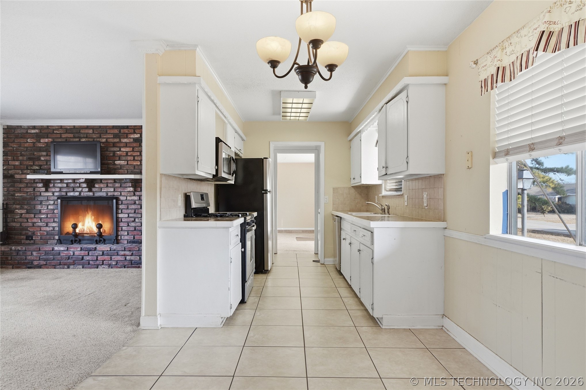 17248 S 92nd East Avenue Property Photo 11