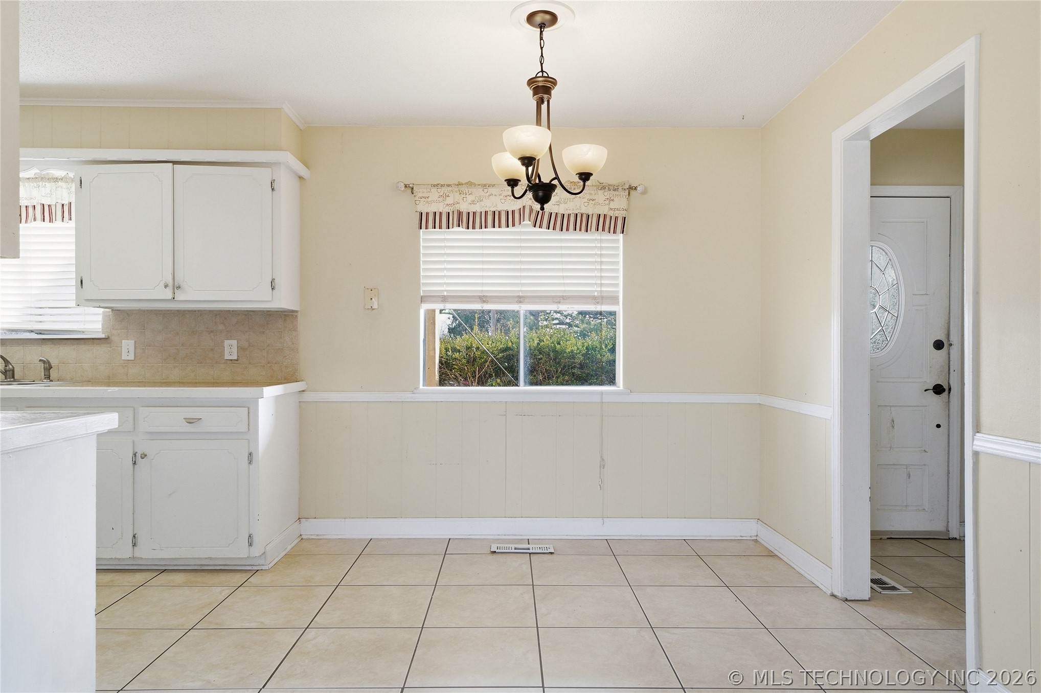 17248 S 92nd East Avenue Property Photo 16