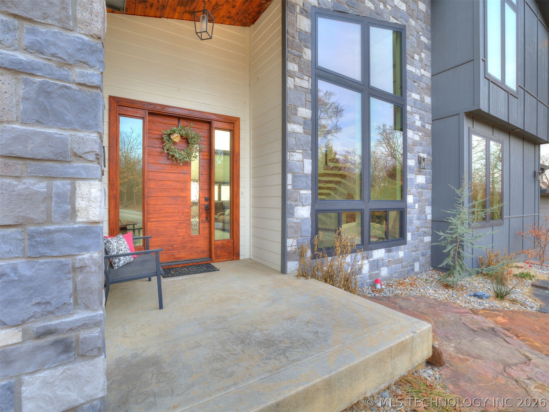 1073 Hidden Ridge Road Property Photo 6