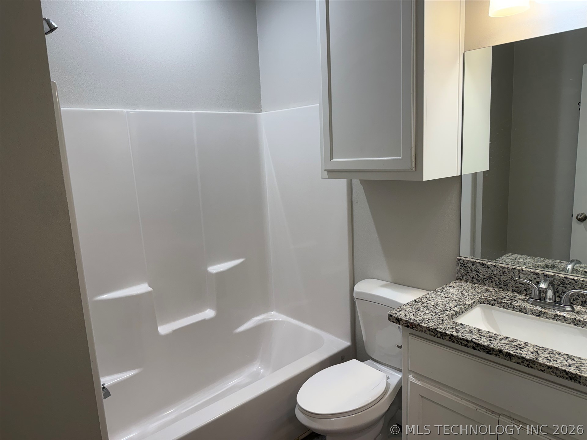 1017 Westgate Avenue Property Photo 6