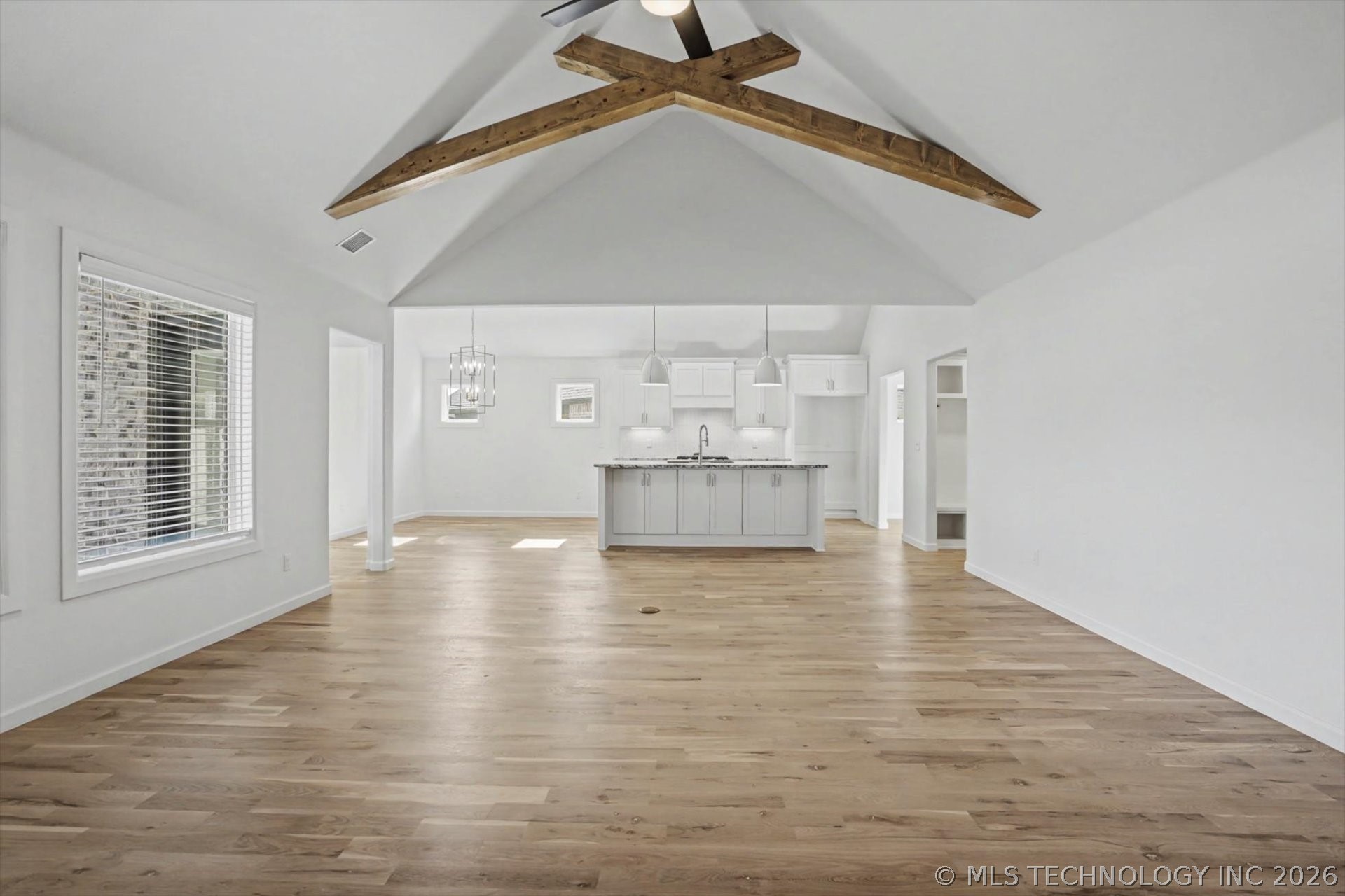 23086 E 106th Place S Property Photo 5