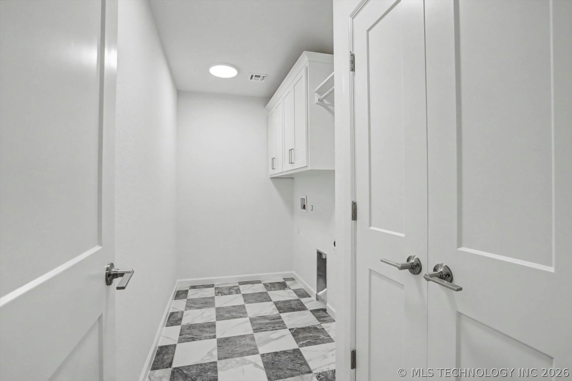 23086 E 106th Place S Property Photo 22