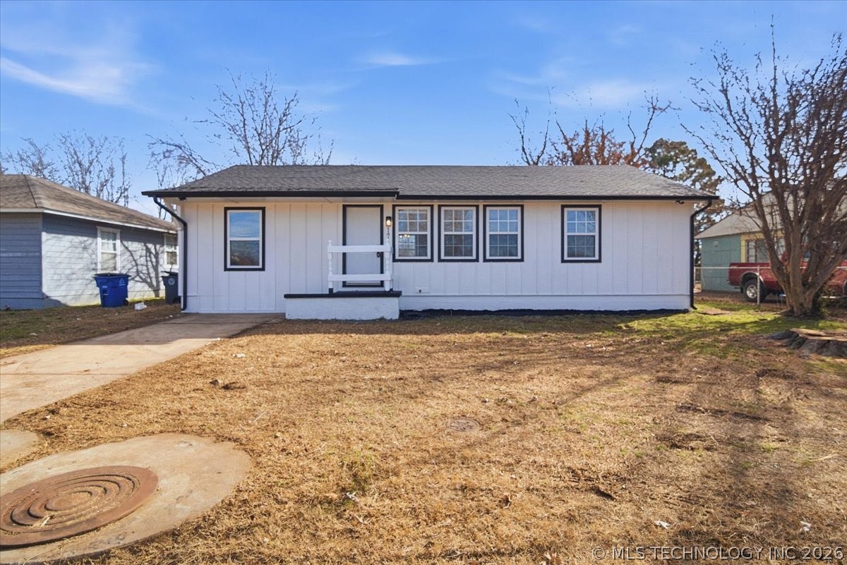 1717 N Harvard Avenue Property Photo 2