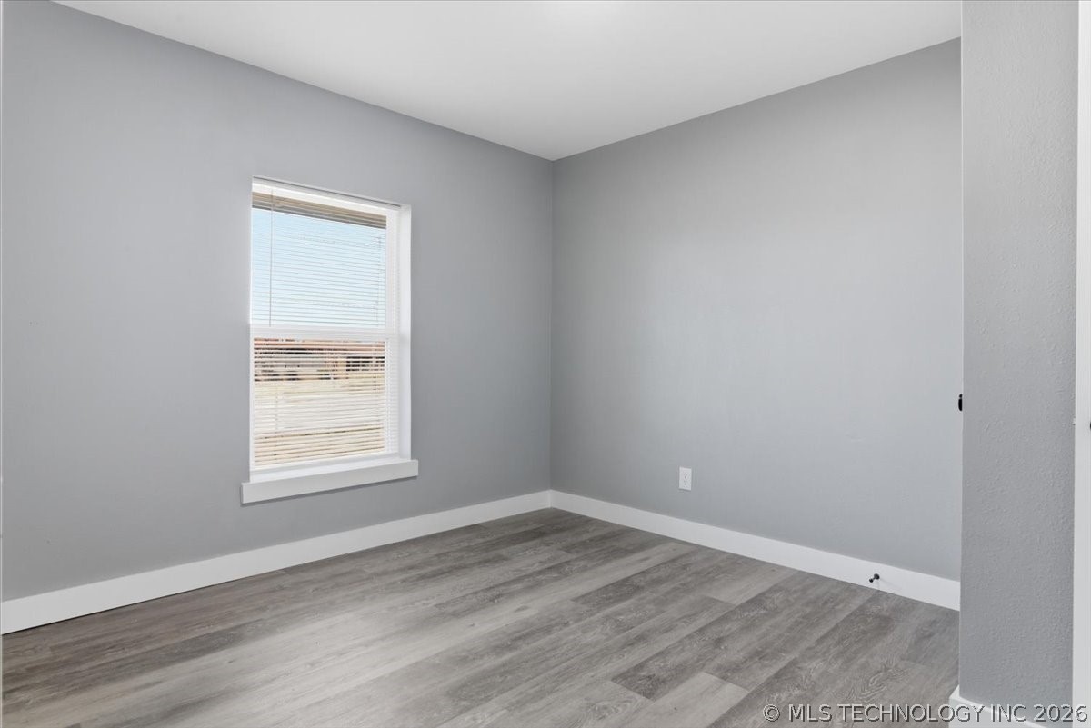 1717 N Harvard Avenue Property Photo 11
