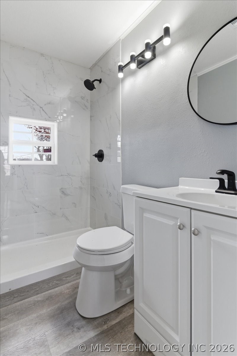 1717 N Harvard Avenue Property Photo 18
