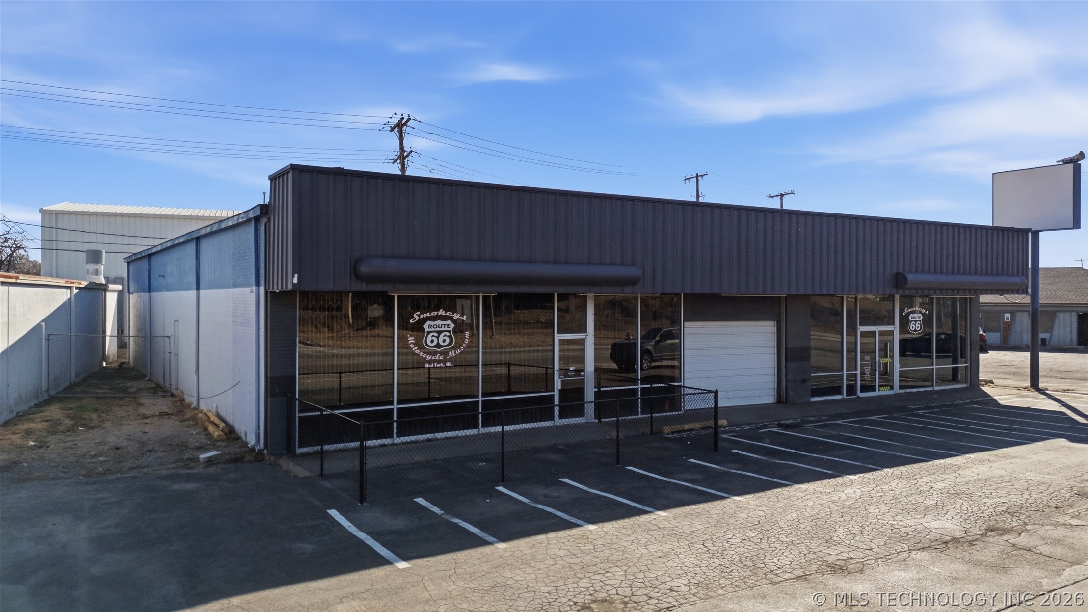 4095 Southwest Boulevard Property Photo 3