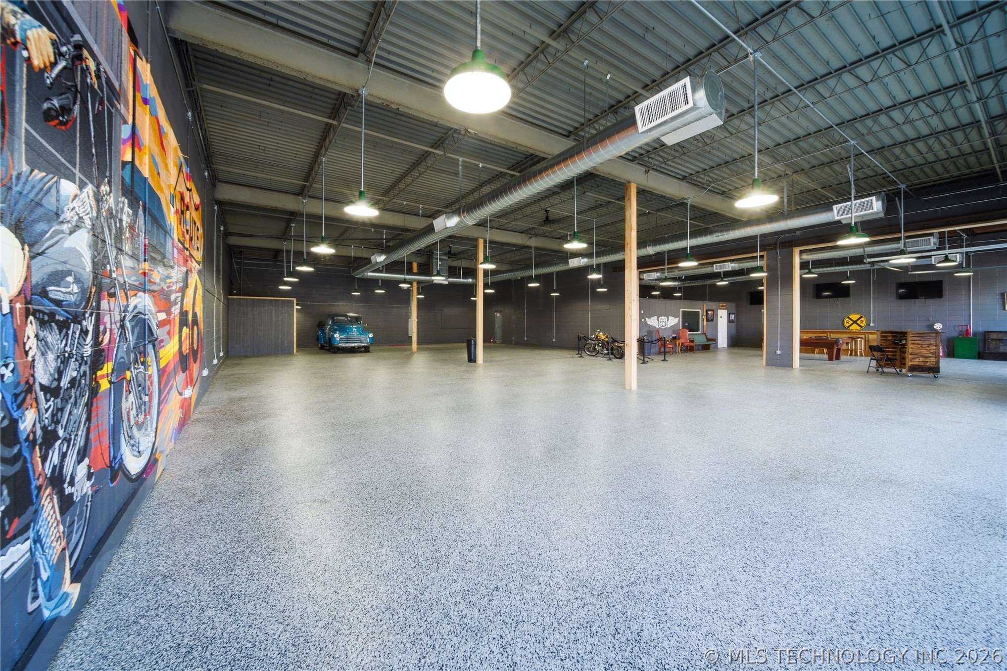 4095 Southwest Boulevard Property Photo 5