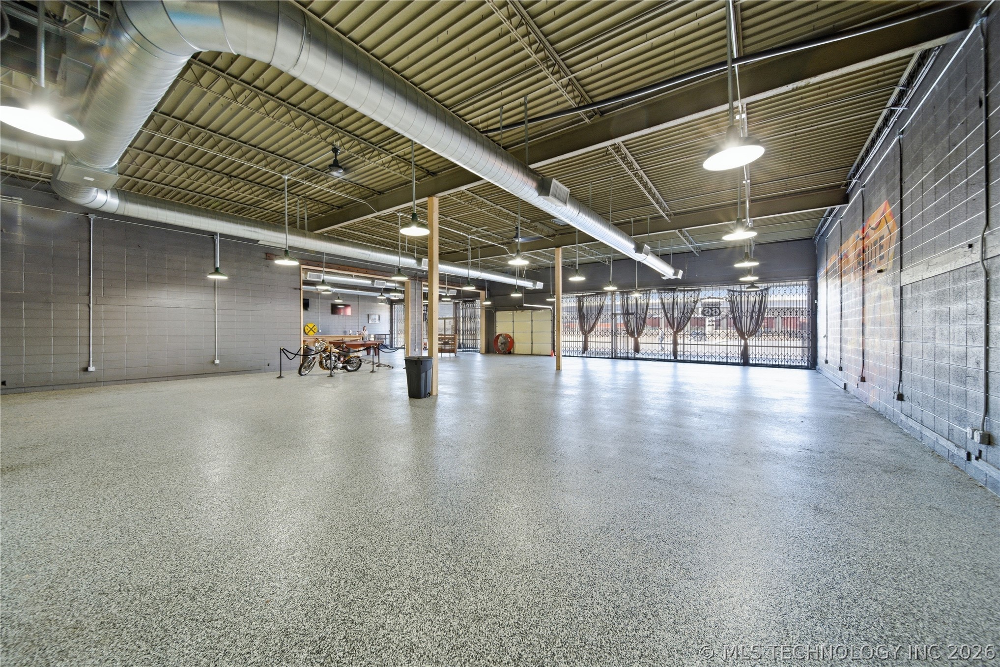 4095 Southwest Boulevard Property Photo 6