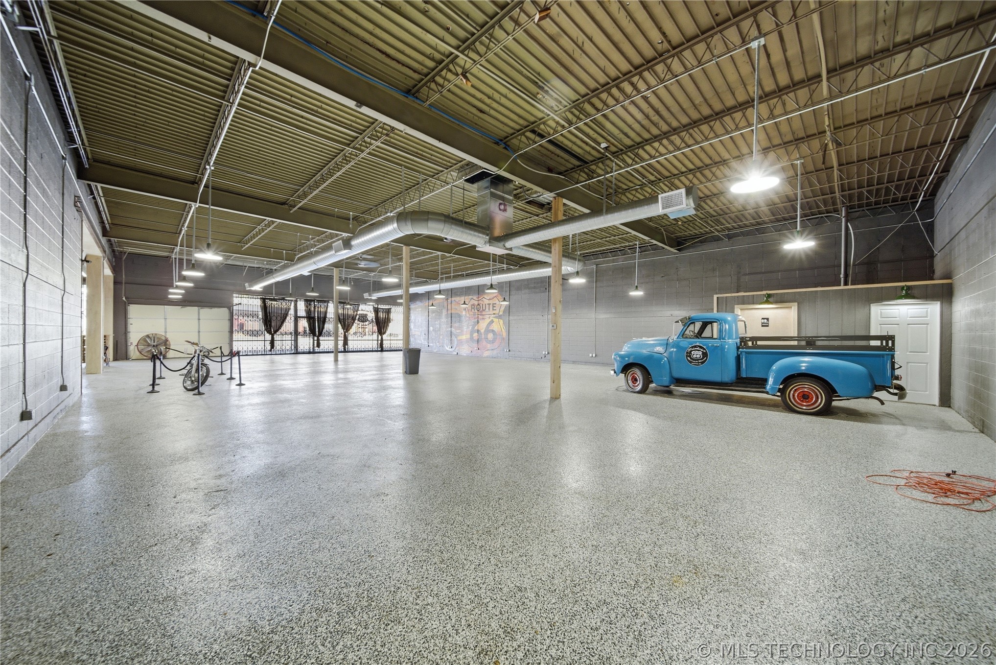 4095 Southwest Boulevard Property Photo 7