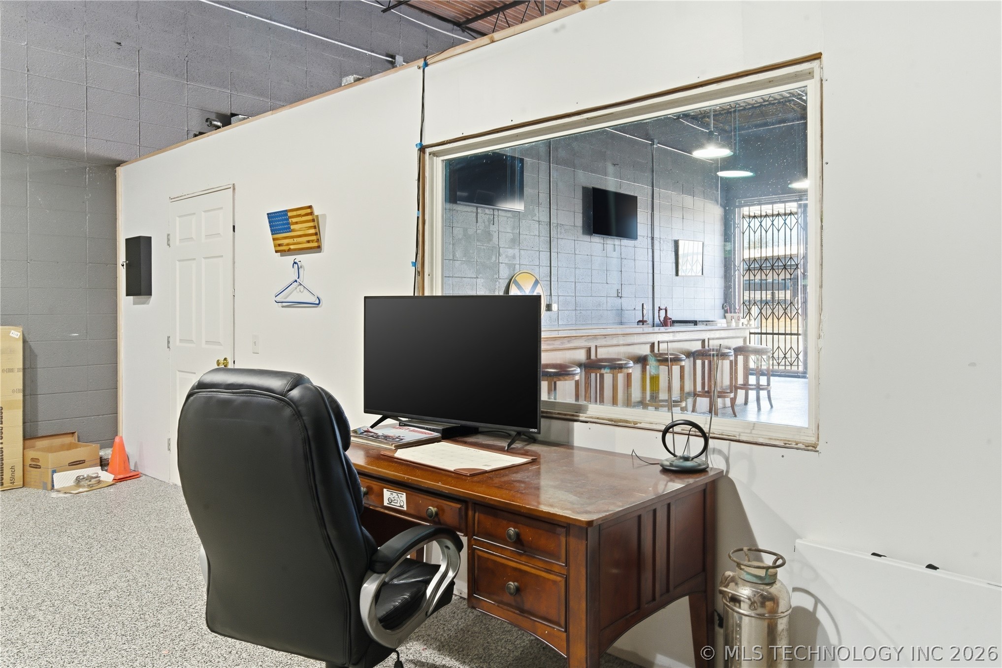 4095 Southwest Boulevard Property Photo 10