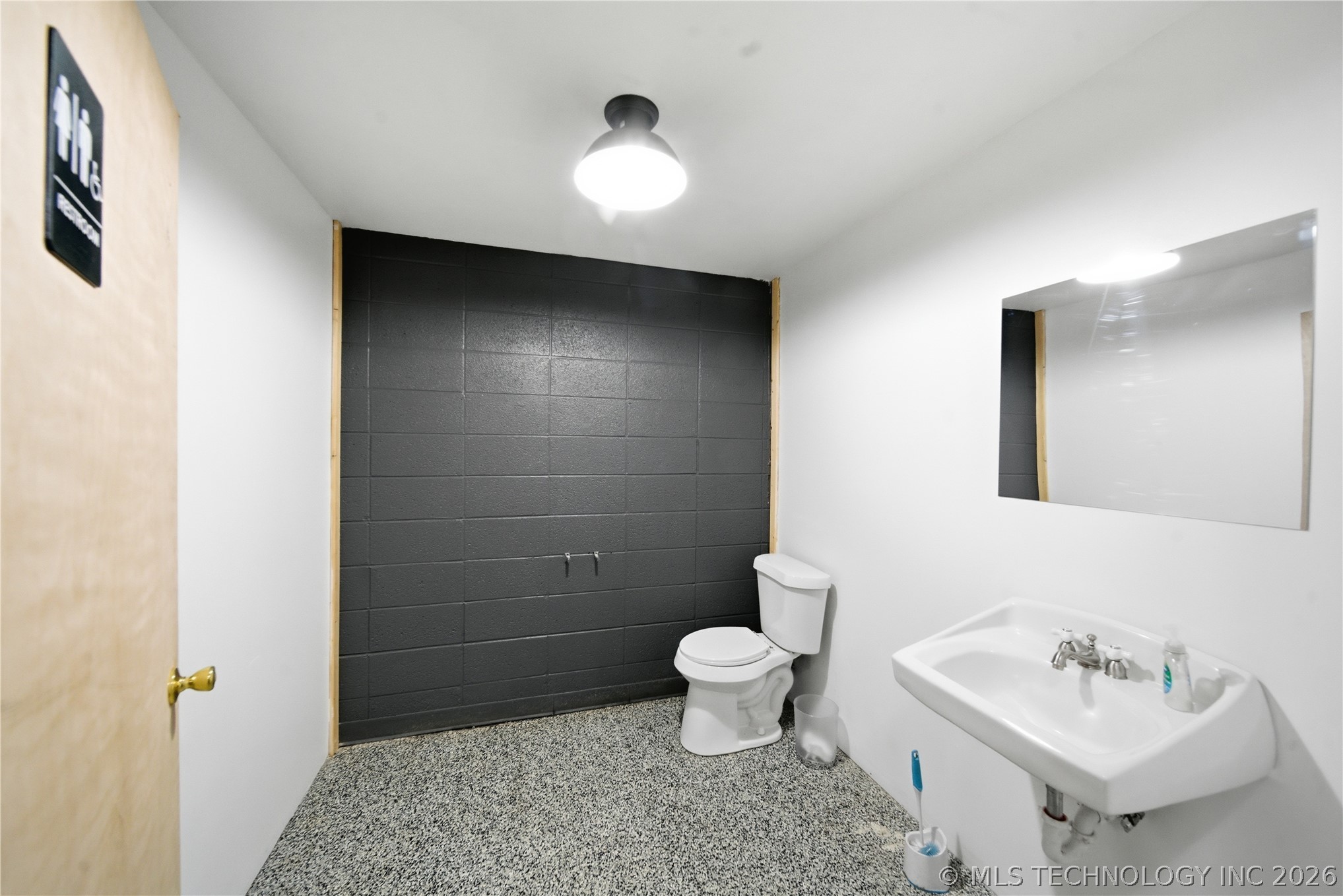 4095 Southwest Boulevard Property Photo 19