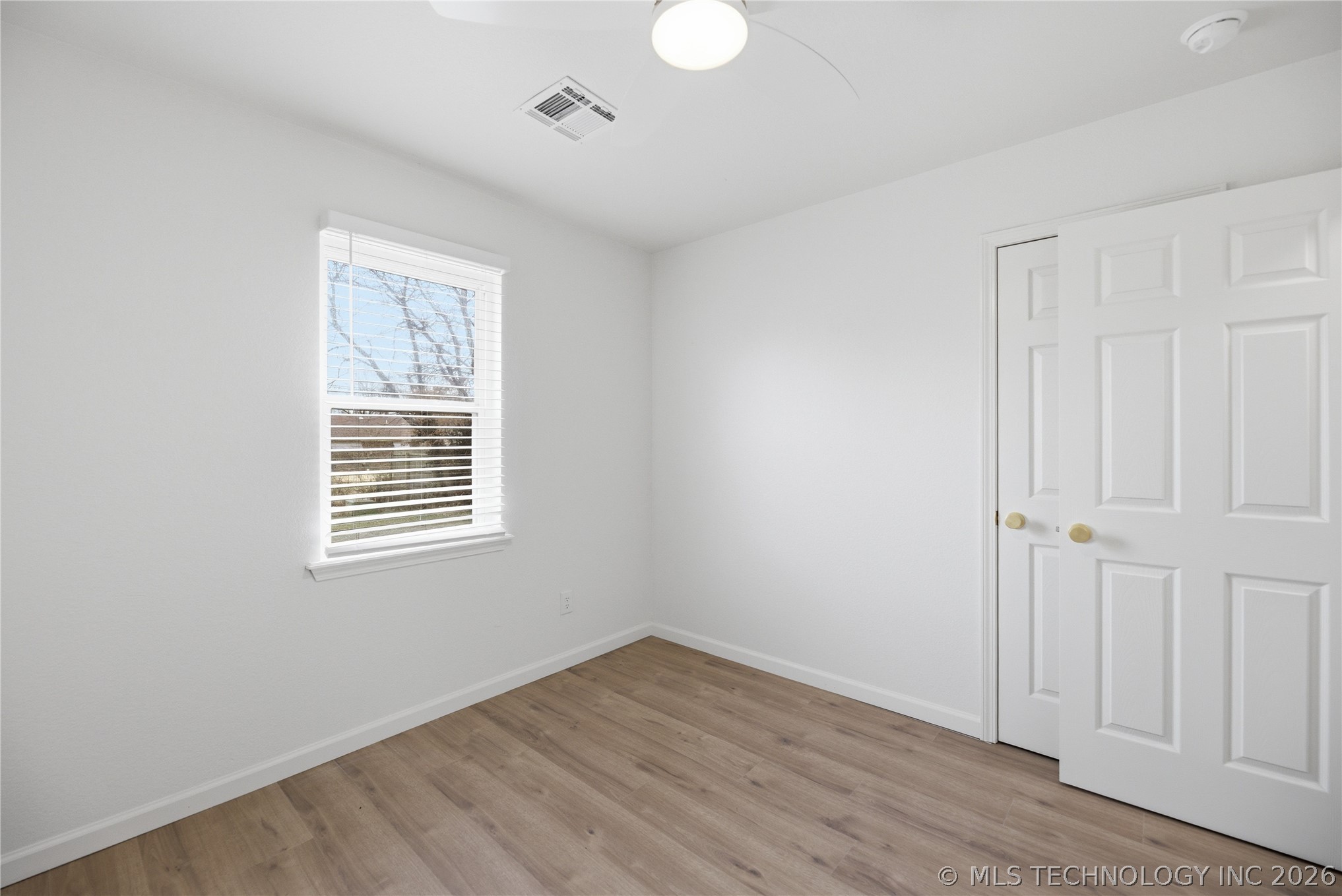 1119 N Hickory Drive Property Photo 16