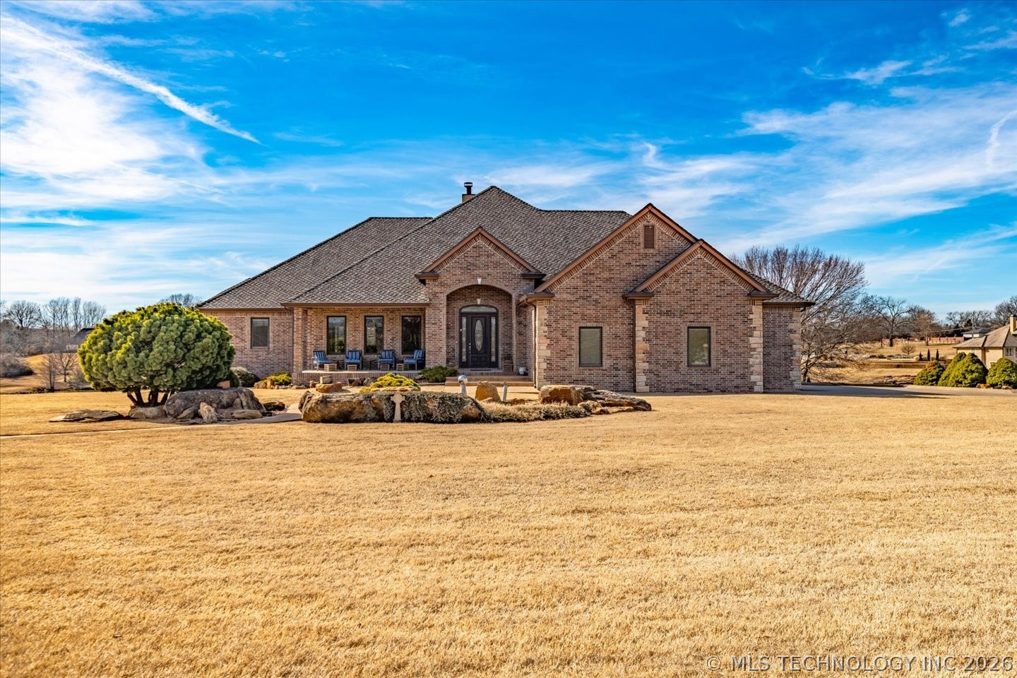 2621 Rabbit Ridge Property Photo 1