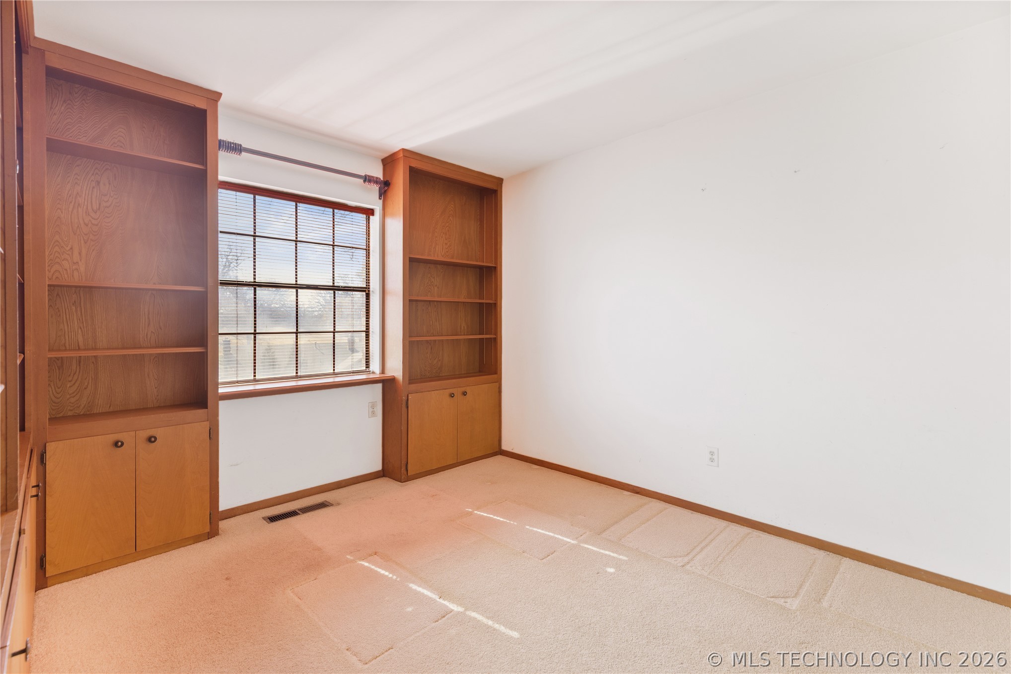3535 E 104th Place Property Photo 24