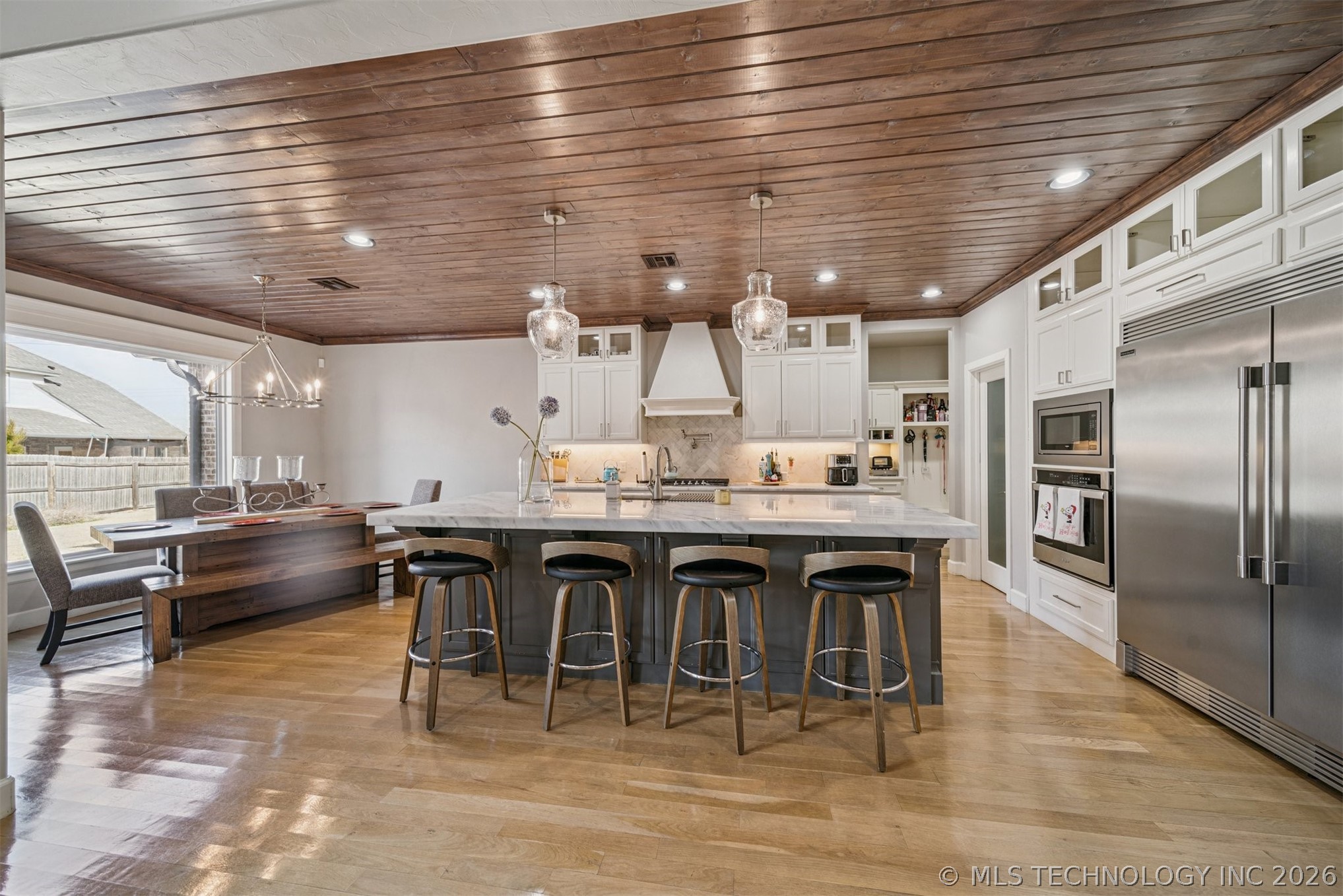 1003 W 87th Street S Property Photo 14