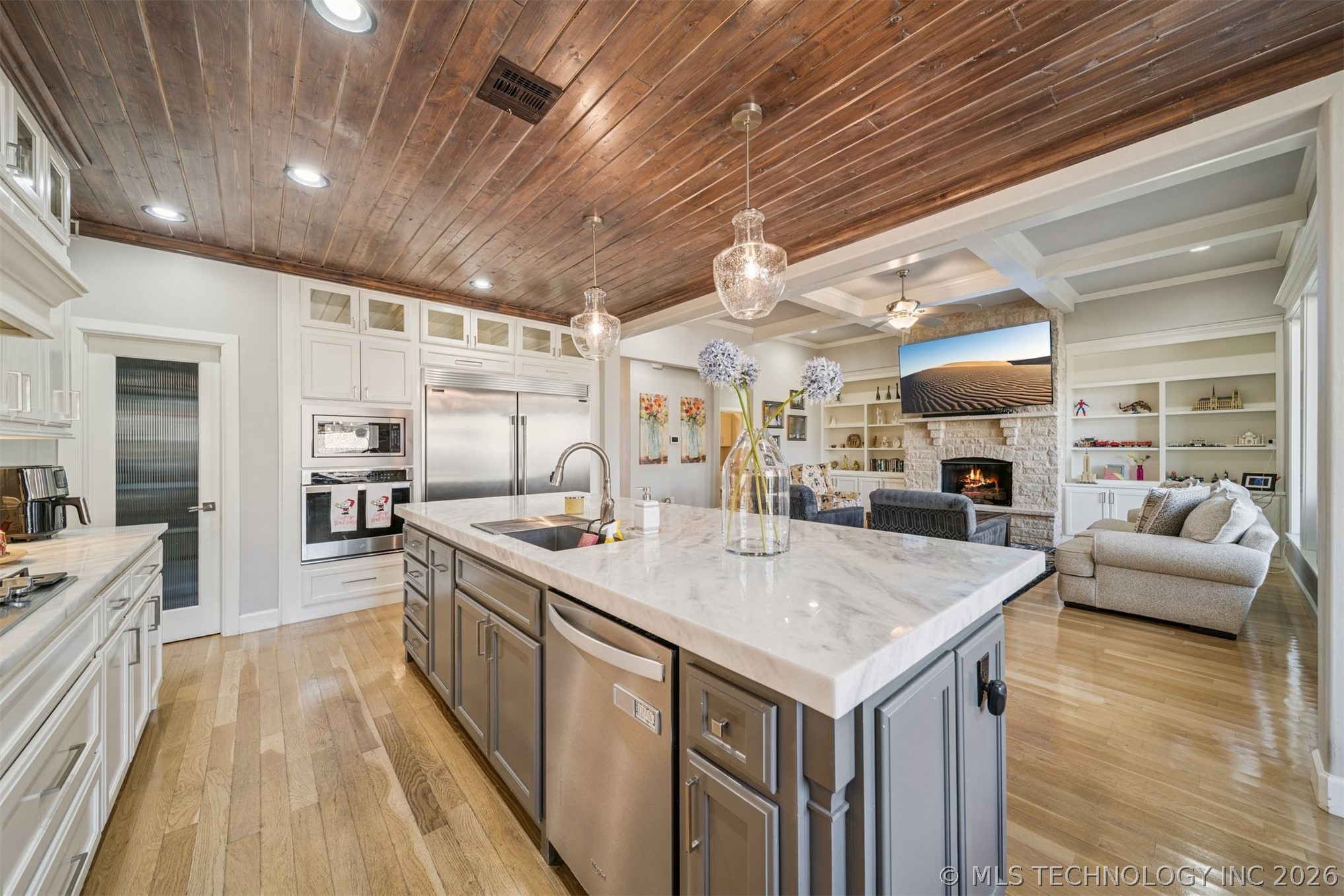 1003 W 87th Street S Property Photo 17