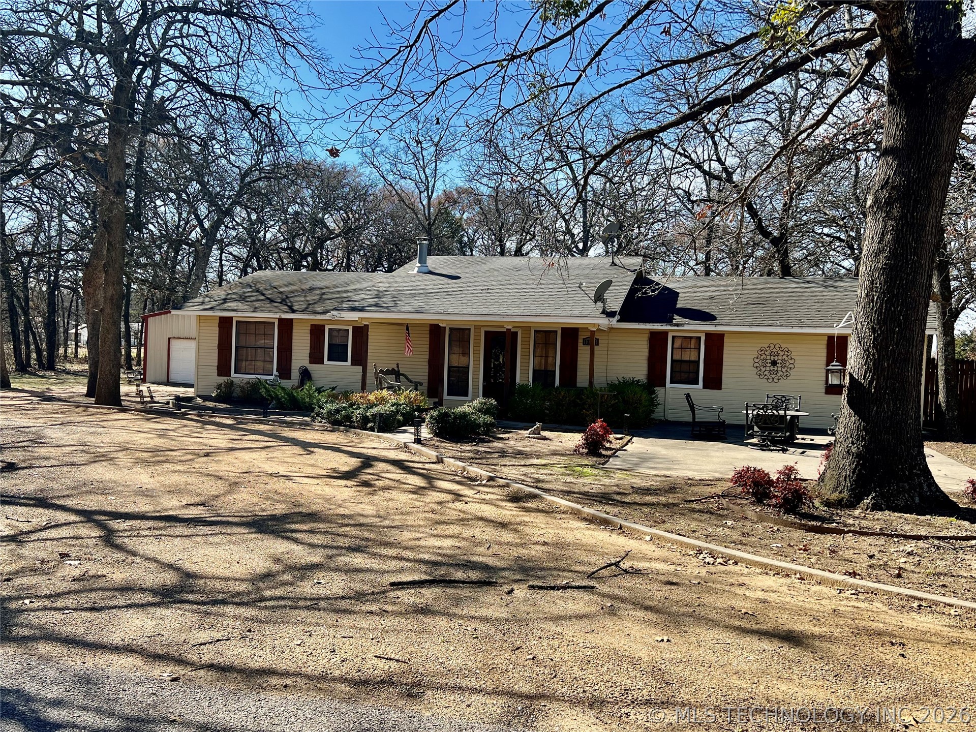 12326 Scott Drive Property Photo 4