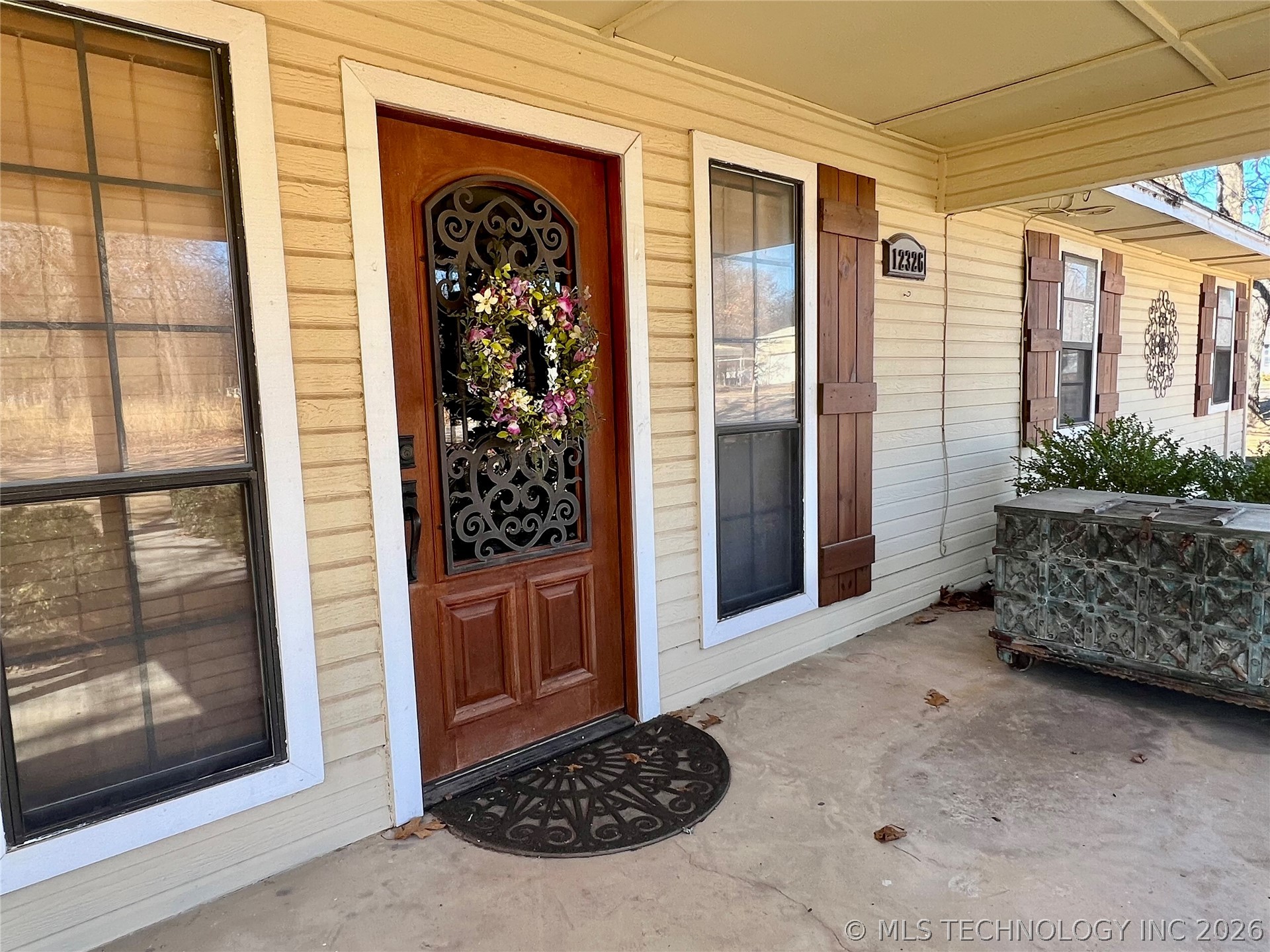 12326 Scott Drive Property Photo 7