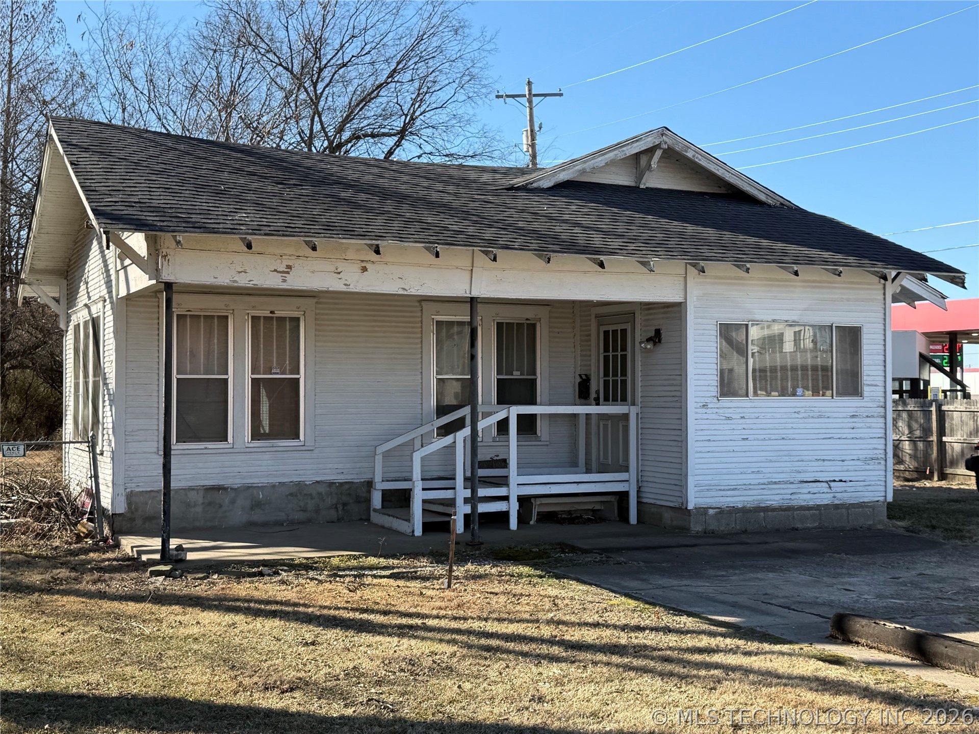 3007 Arline Property Photo 1