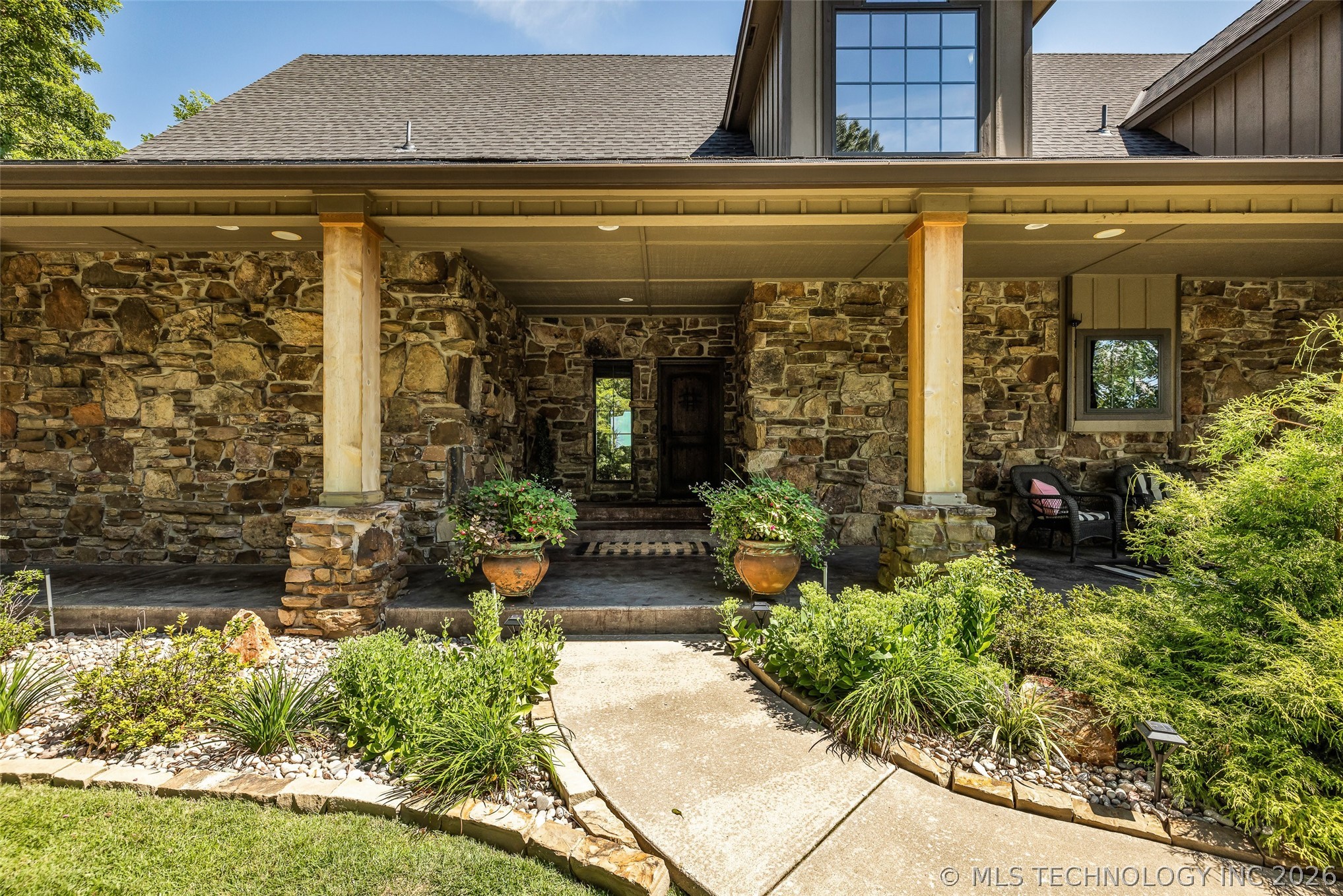 530 Eagles Nest Drive Property Photo 4