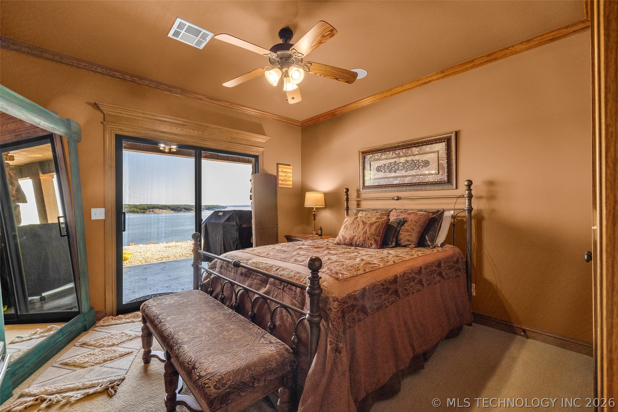 530 Eagles Nest Drive Property Photo 18
