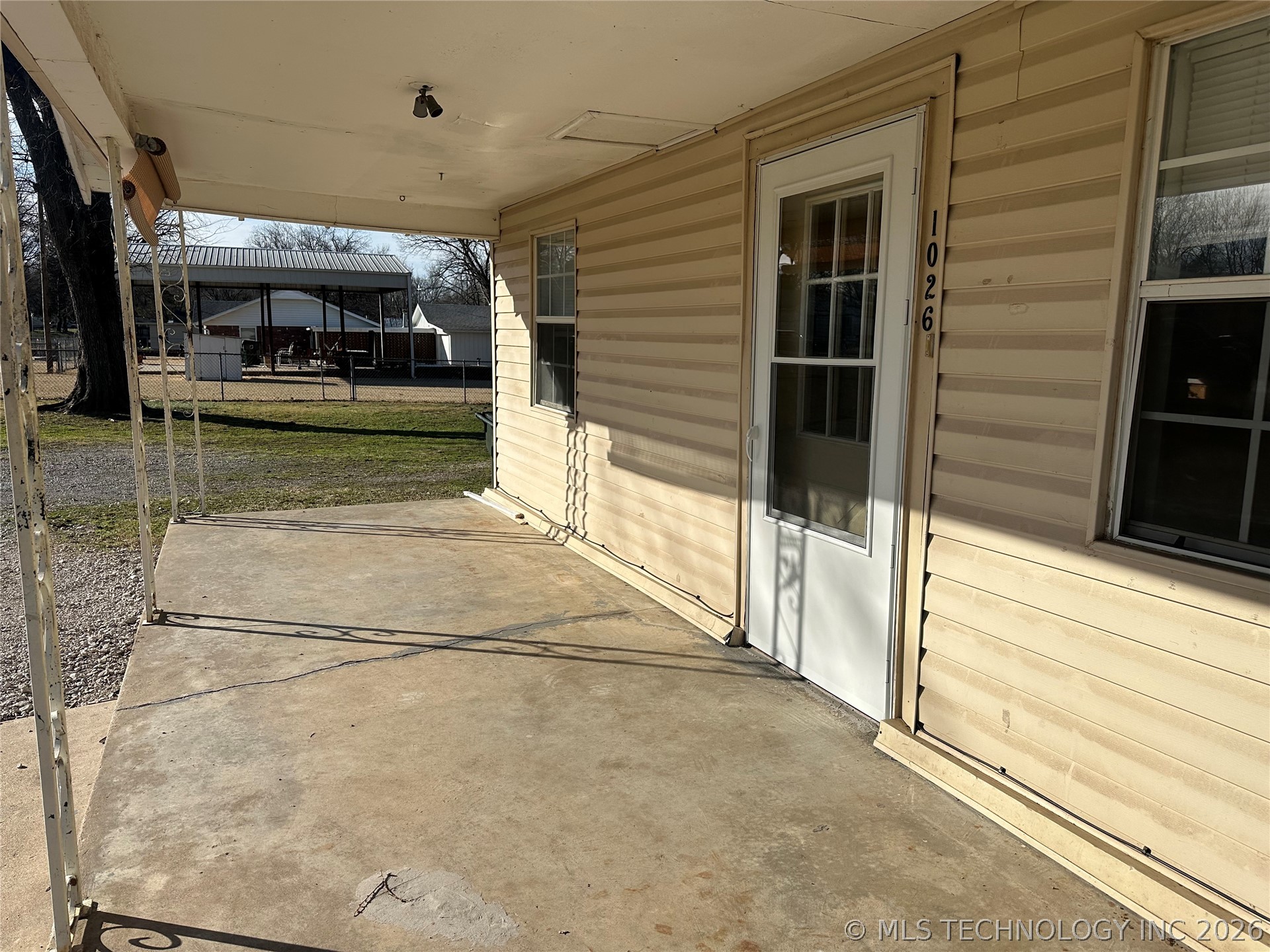 1026 N Taft Avenue Property Photo 2