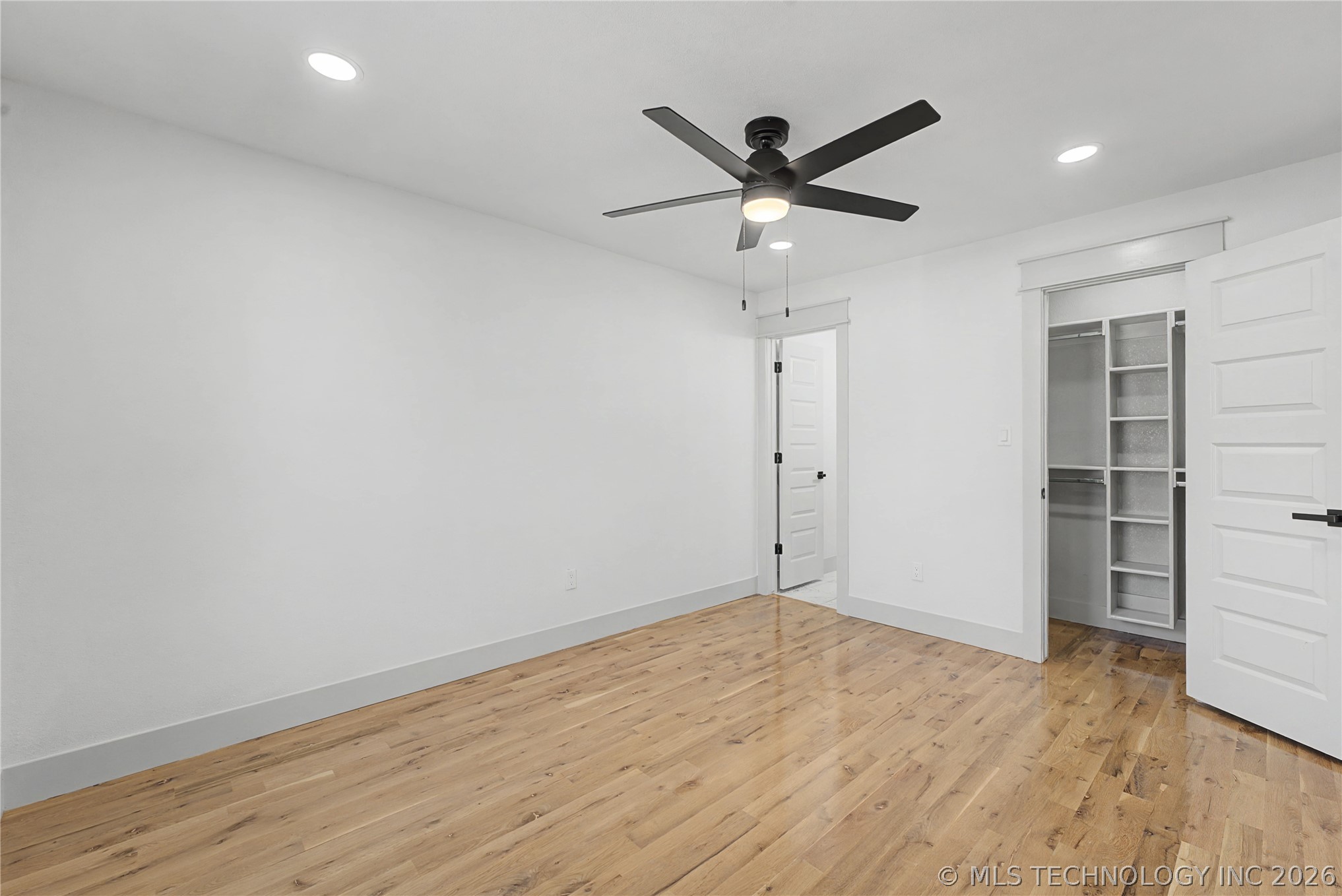 1333 N Irvington Avenue Property Photo 15